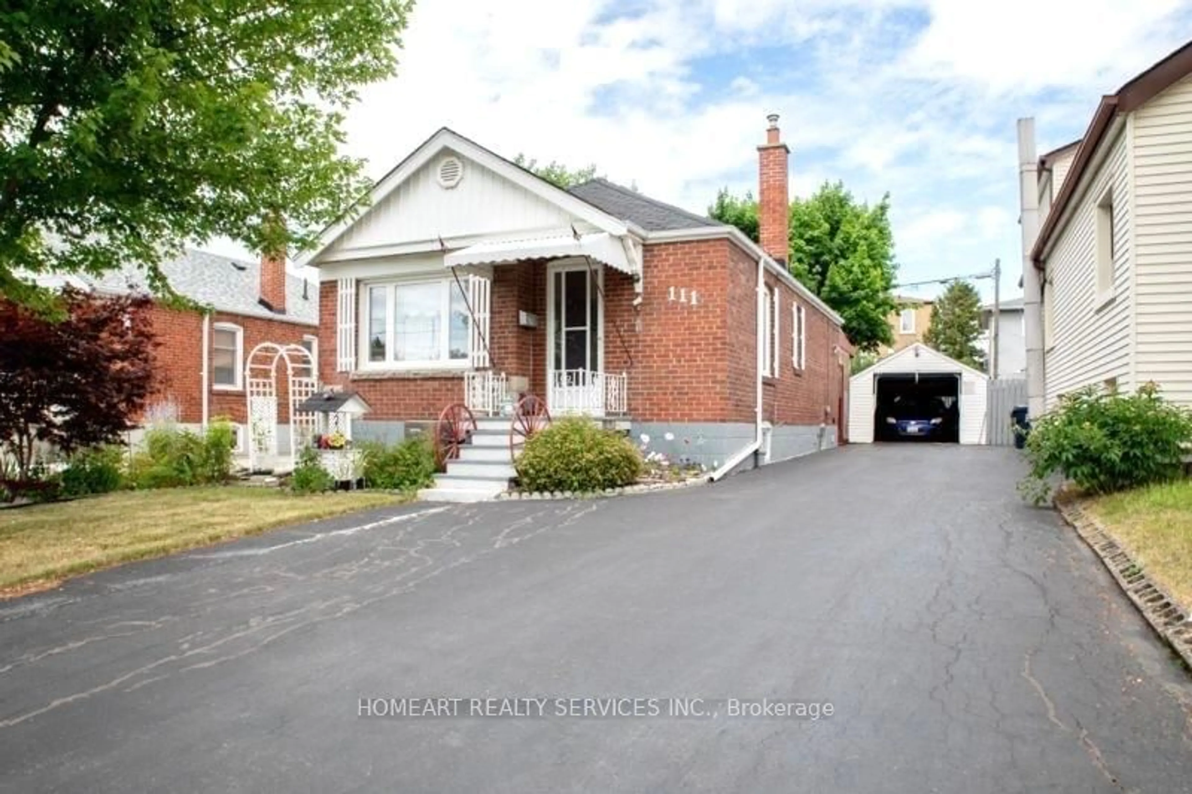 Frontside or backside of a home for 111 North Bonnington Ave, Toronto Ontario M1K 1X8