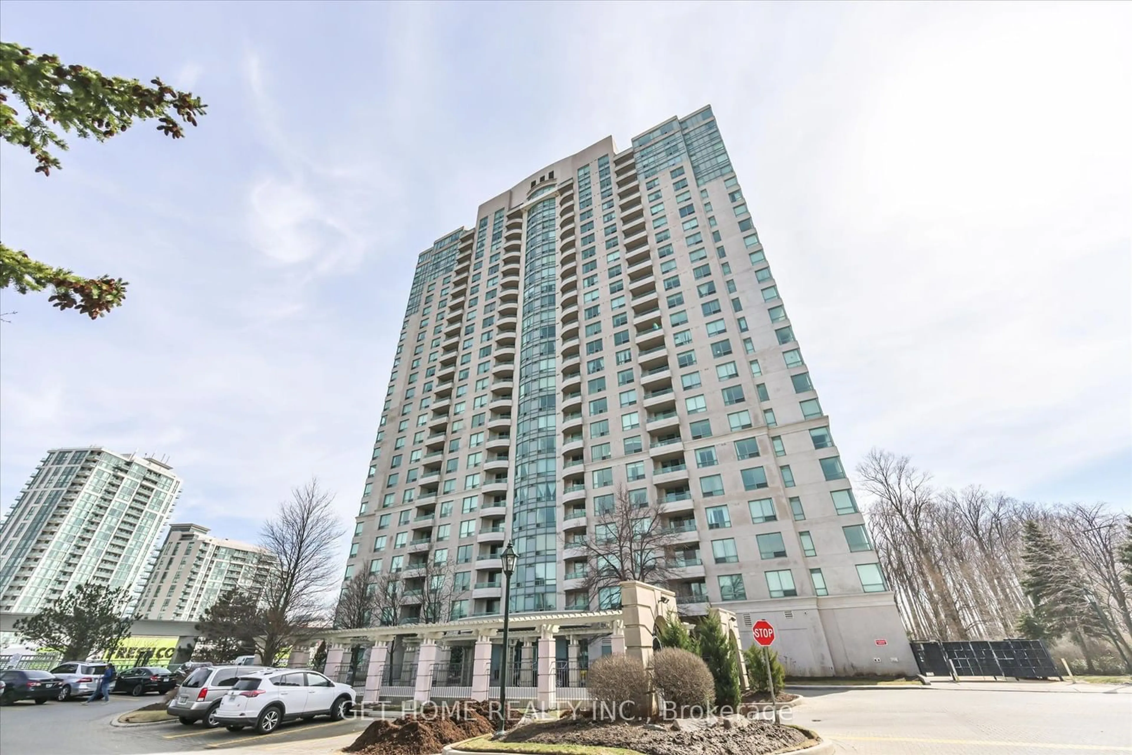 A pic from exterior of the house or condo for 61 Town Centre Crt #2104, Toronto Ontario M1P 5C5