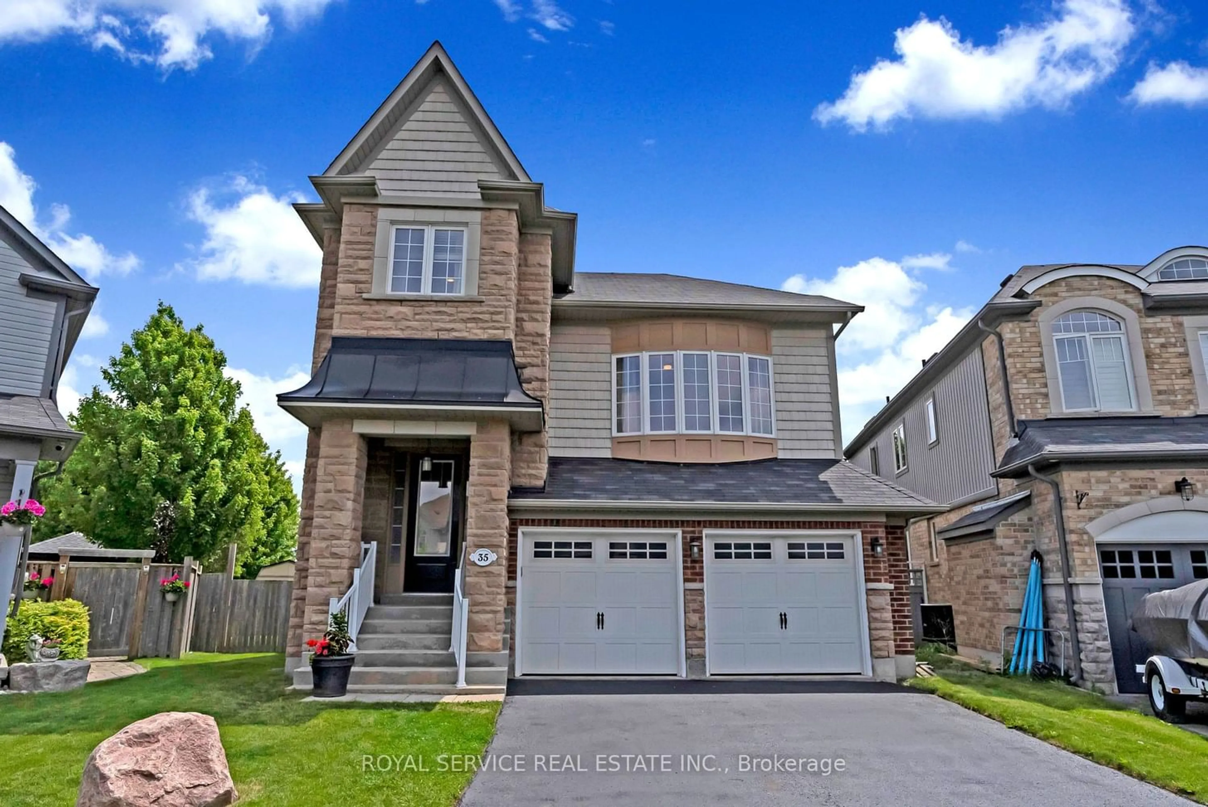 Home with brick exterior material for 35 Alldread Cres, Clarington Ontario L1B 0C2