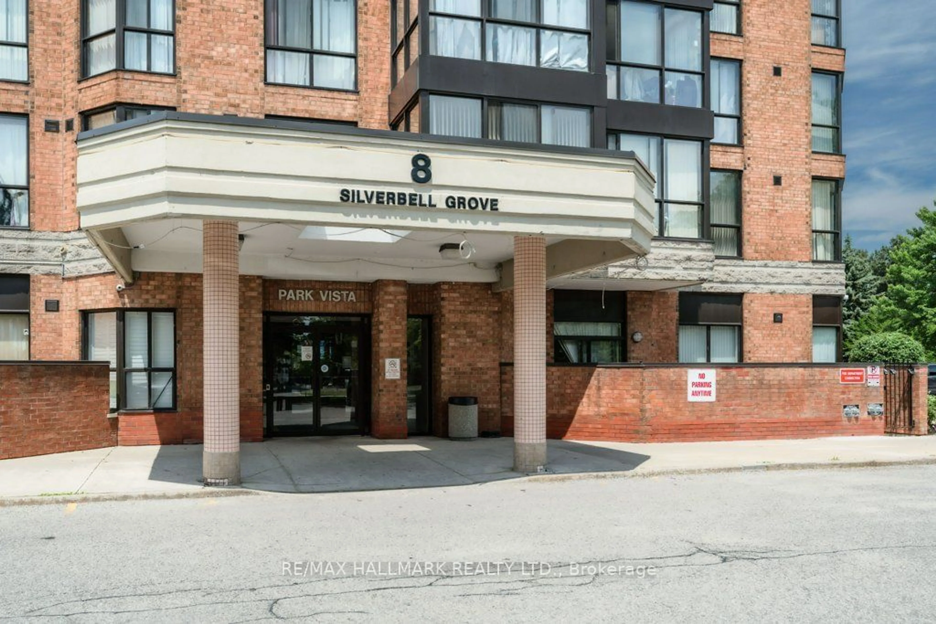 Indoor foyer for 8 SilverBell Grve #710, Toronto Ontario M1B 4Z3