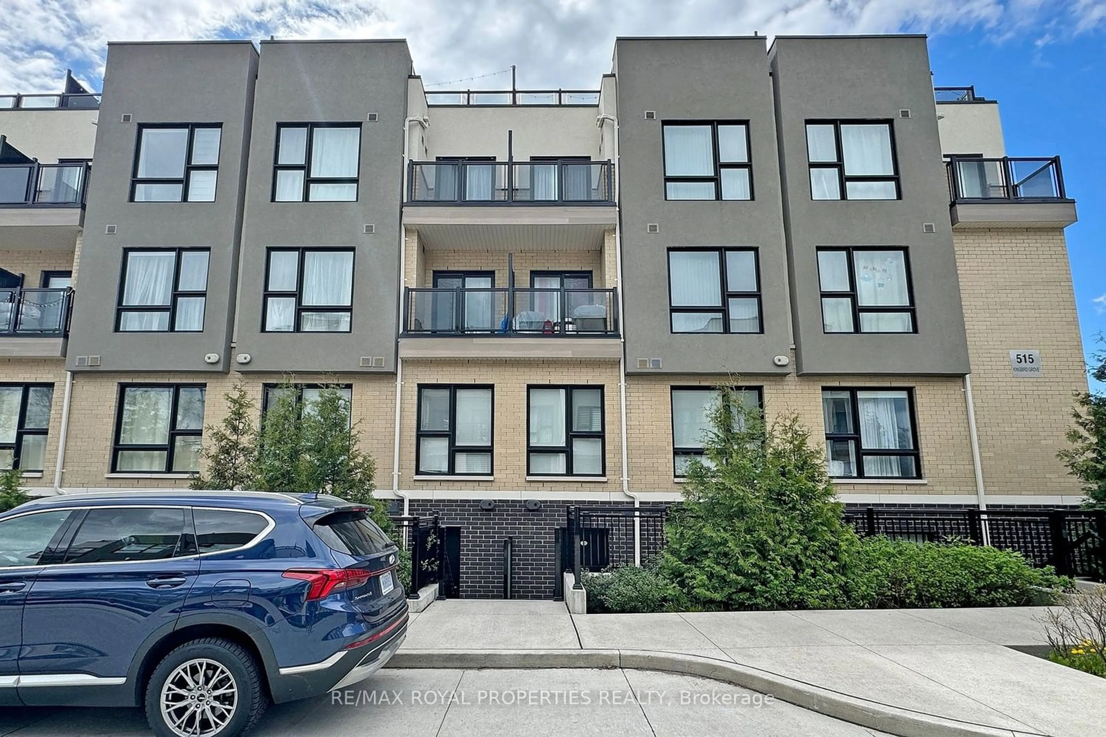 A pic from exterior of the house or condo for 515 Kingbird Grve #135, Toronto Ontario M1B 0E4