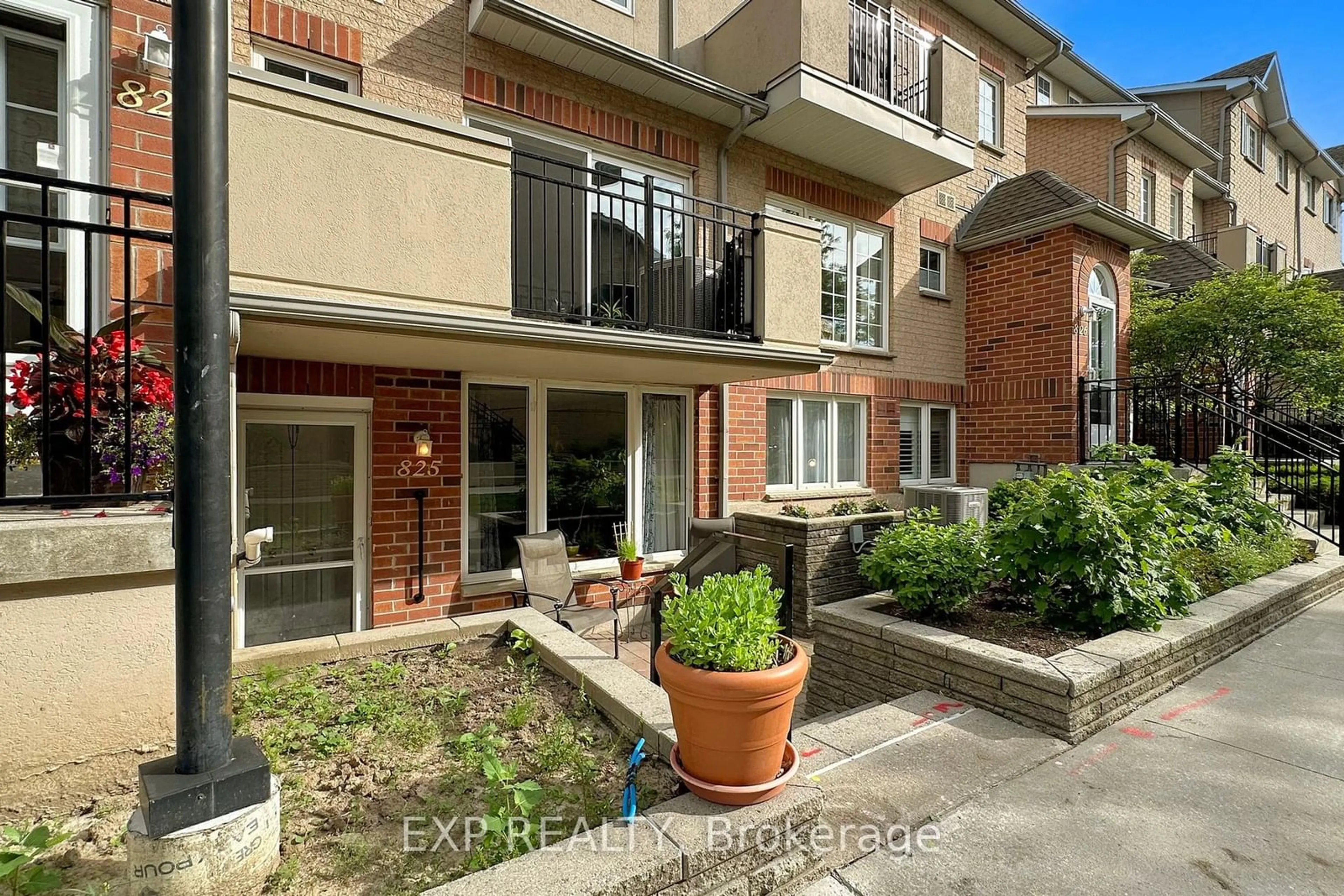 A pic from exterior of the house or condo for 1400 The Esplanade Dr #825, Pickering Ontario L1V 6V2