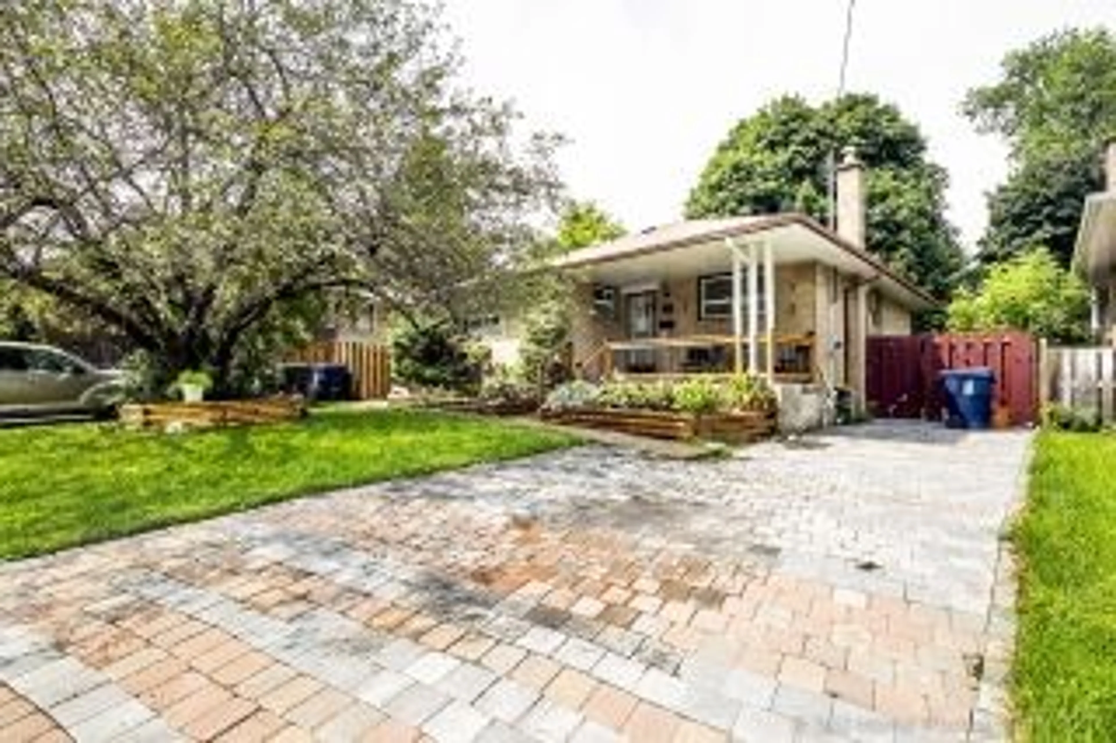 Home with brick exterior material for 44 Sundance Cres, Toronto Ontario M1G 2M2