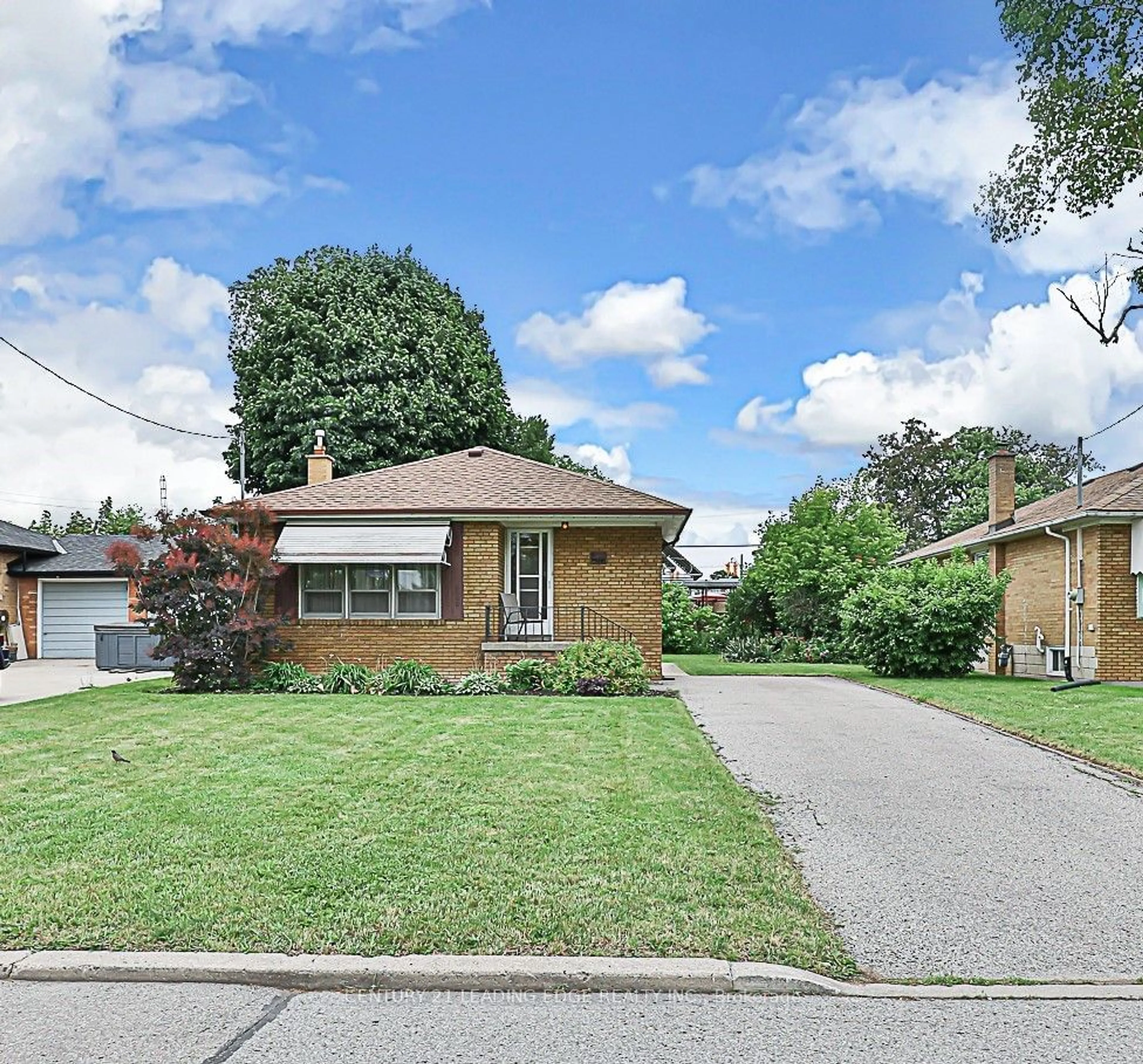 Frontside or backside of a home for 41 BRENDA Cres, Toronto Ontario M1K 3C5