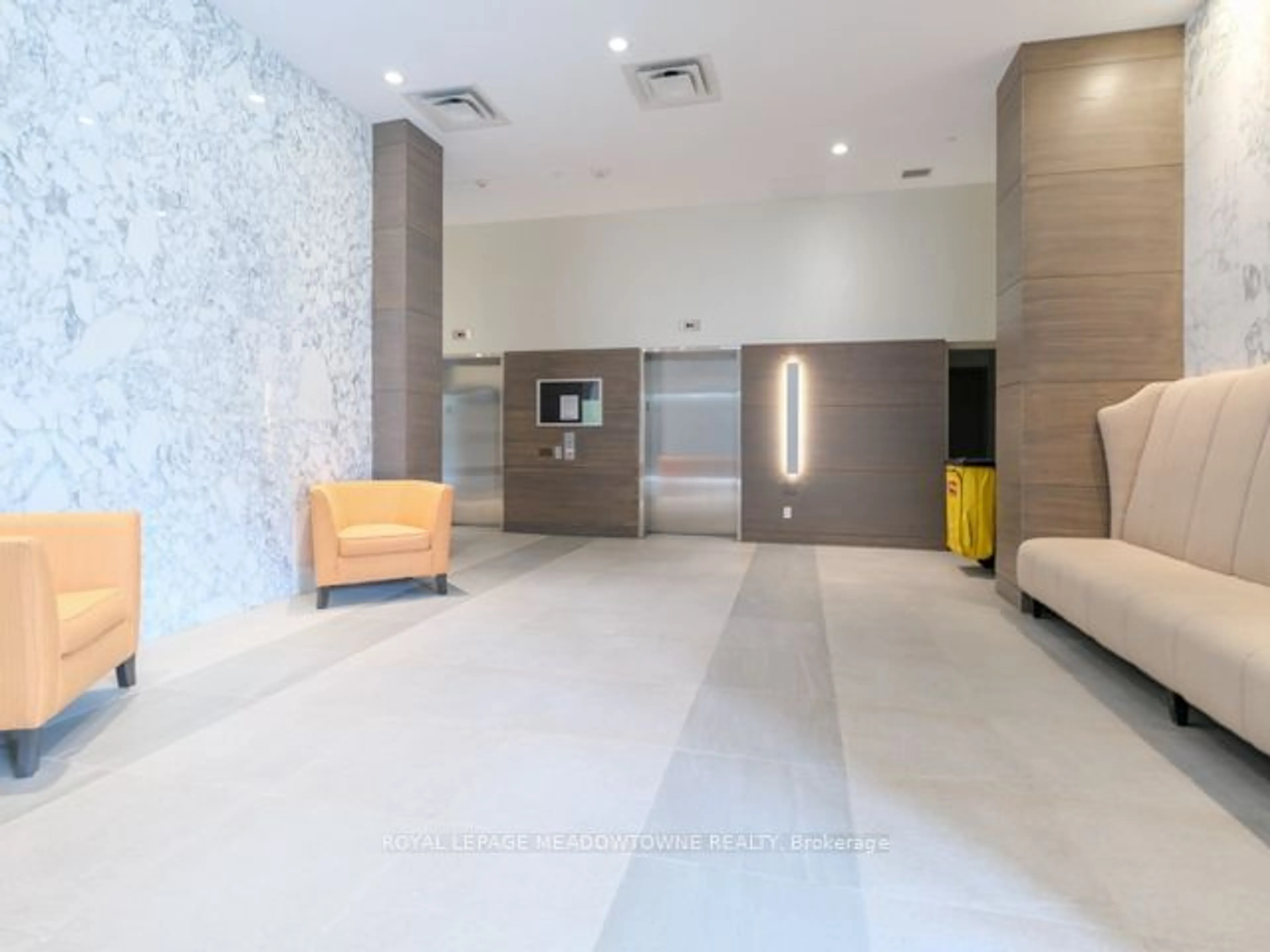 Indoor lobby for 2055 Danforth Ave #213, Toronto Ontario M4C 1J8