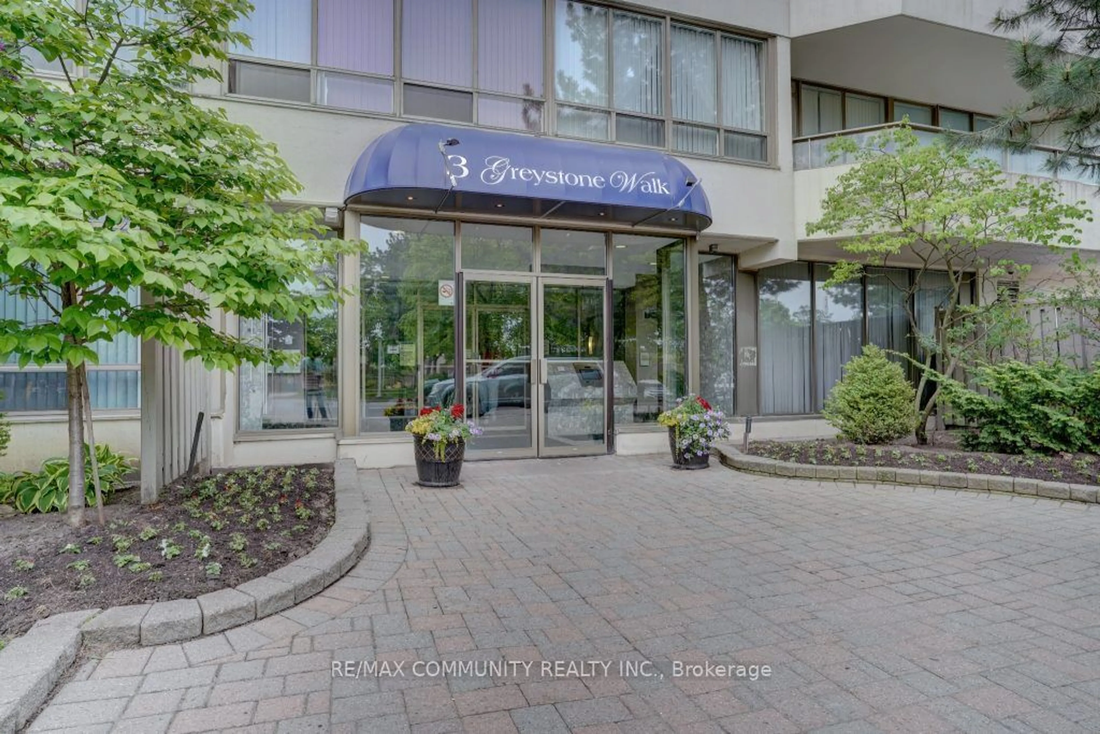 Indoor foyer for 3 Greystone Walk Dr #628, Toronto Ontario M1K 5J4