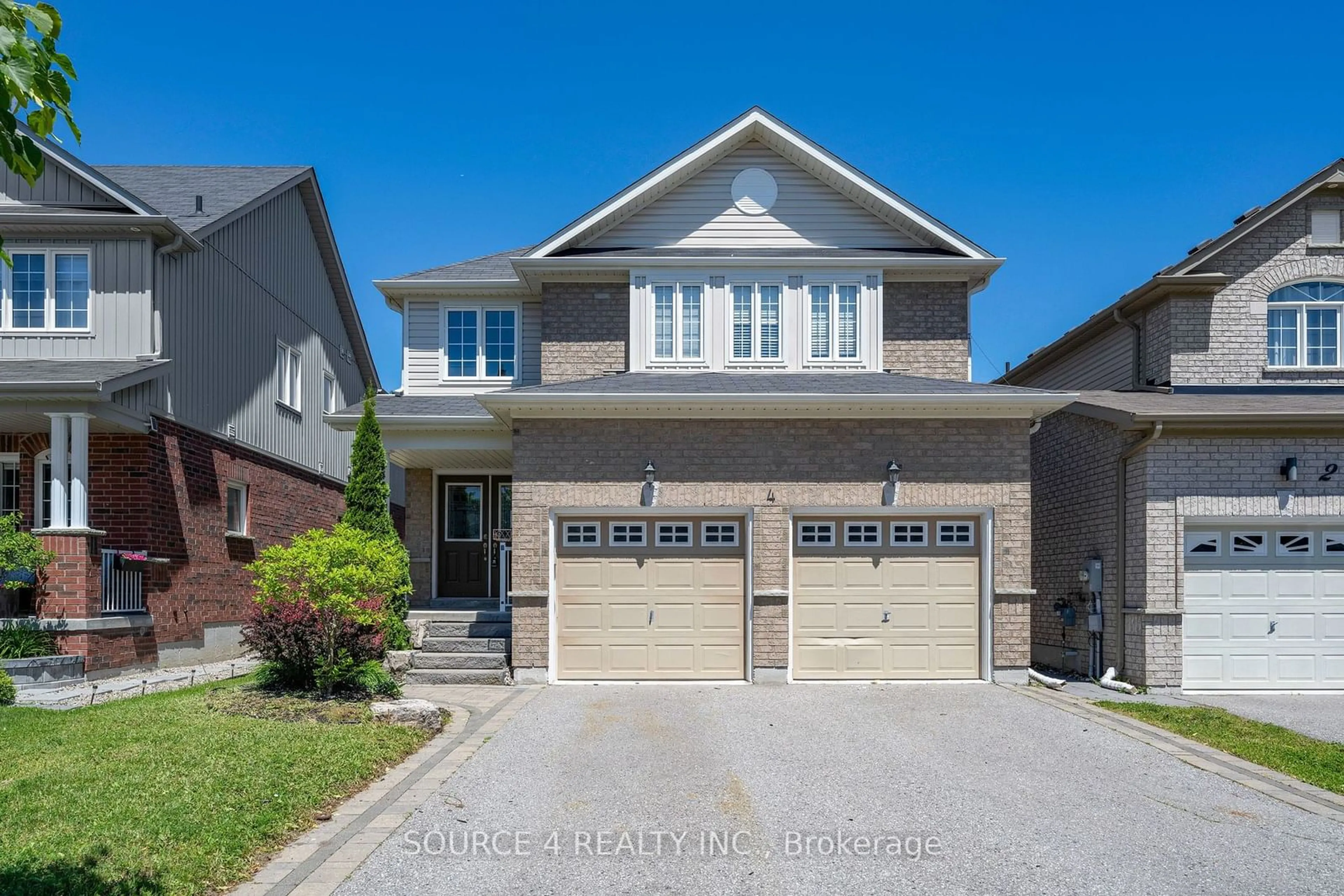 Frontside or backside of a home for 4 Westmore St, Clarington Ontario L1E 2H7