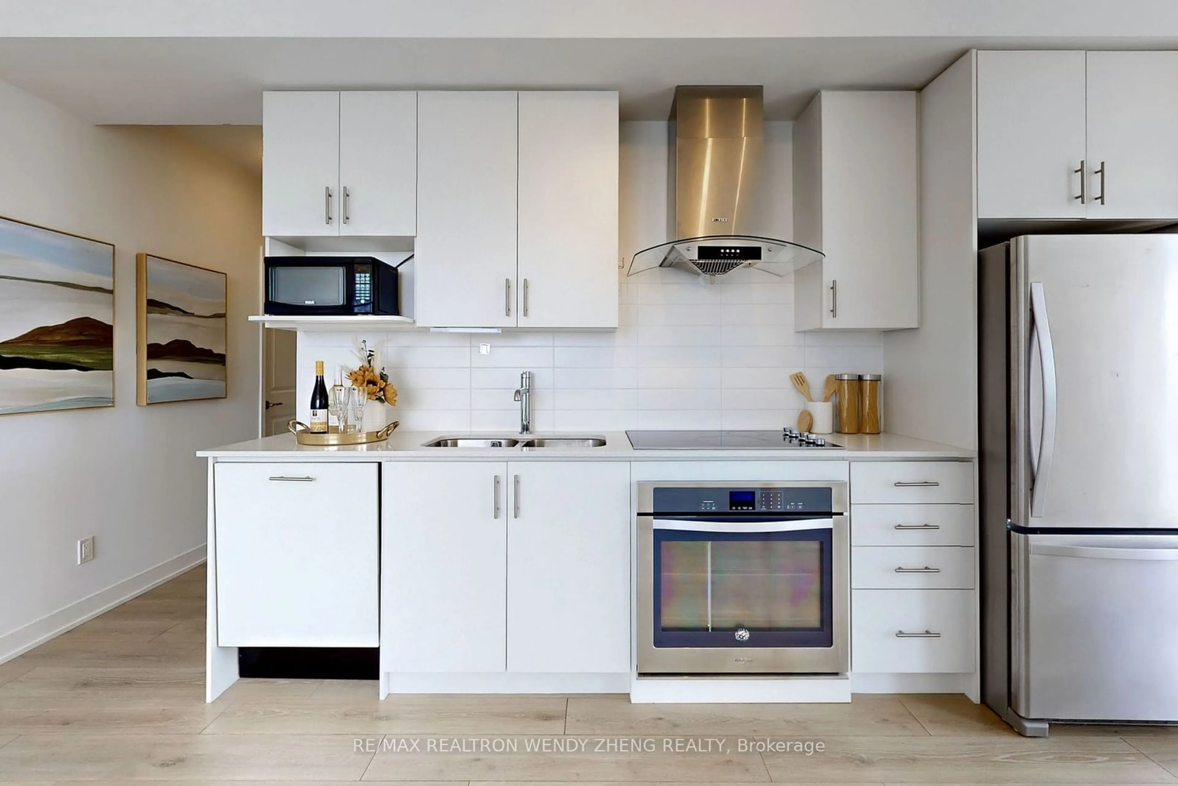 Standard kitchen for 195 Bonis Ave #2312, Toronto Ontario M1T 0A5