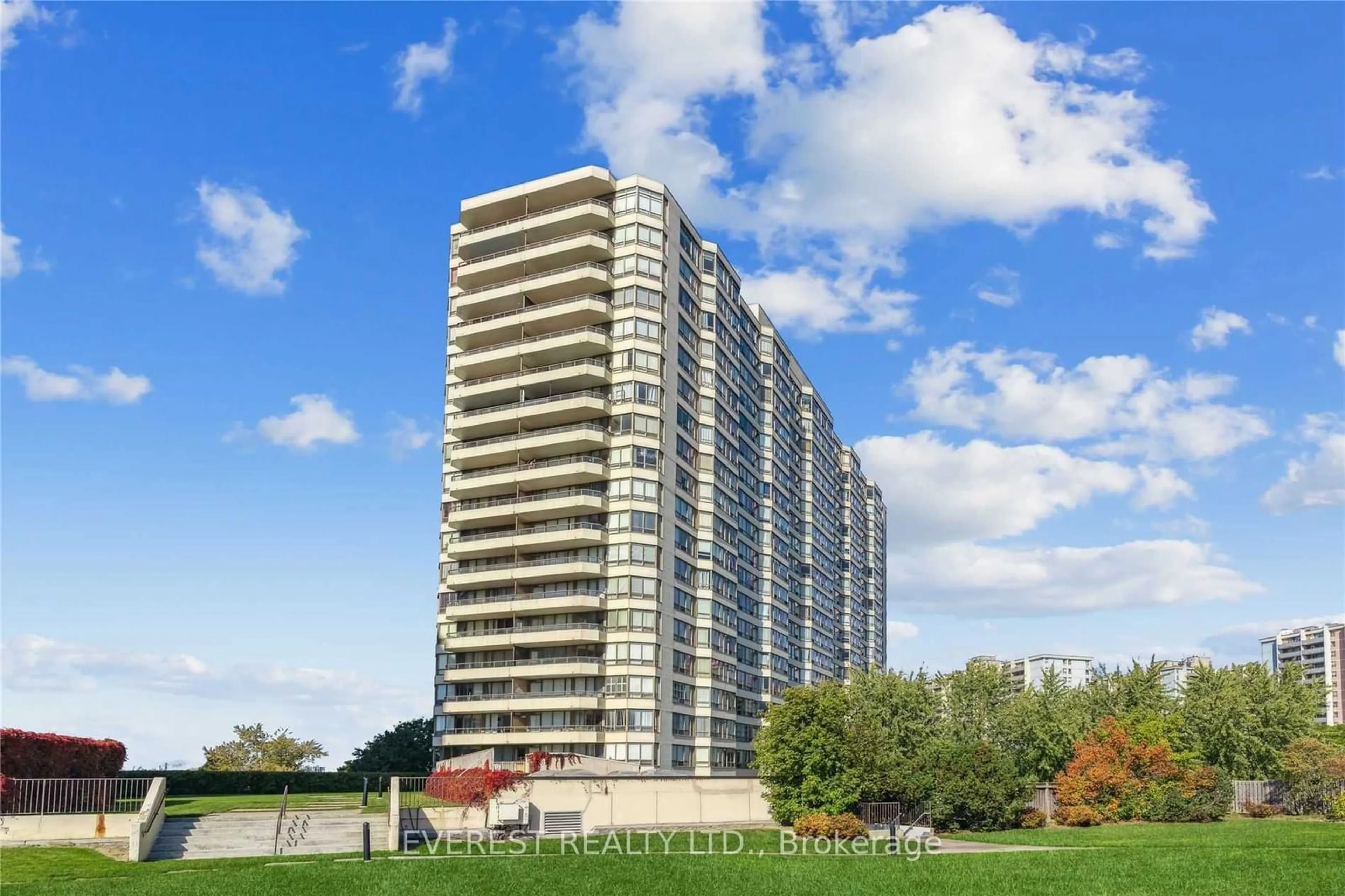 A pic from exterior of the house or condo for 5 Greystone Walk Dr #1405, Toronto Ontario M1K 5J5