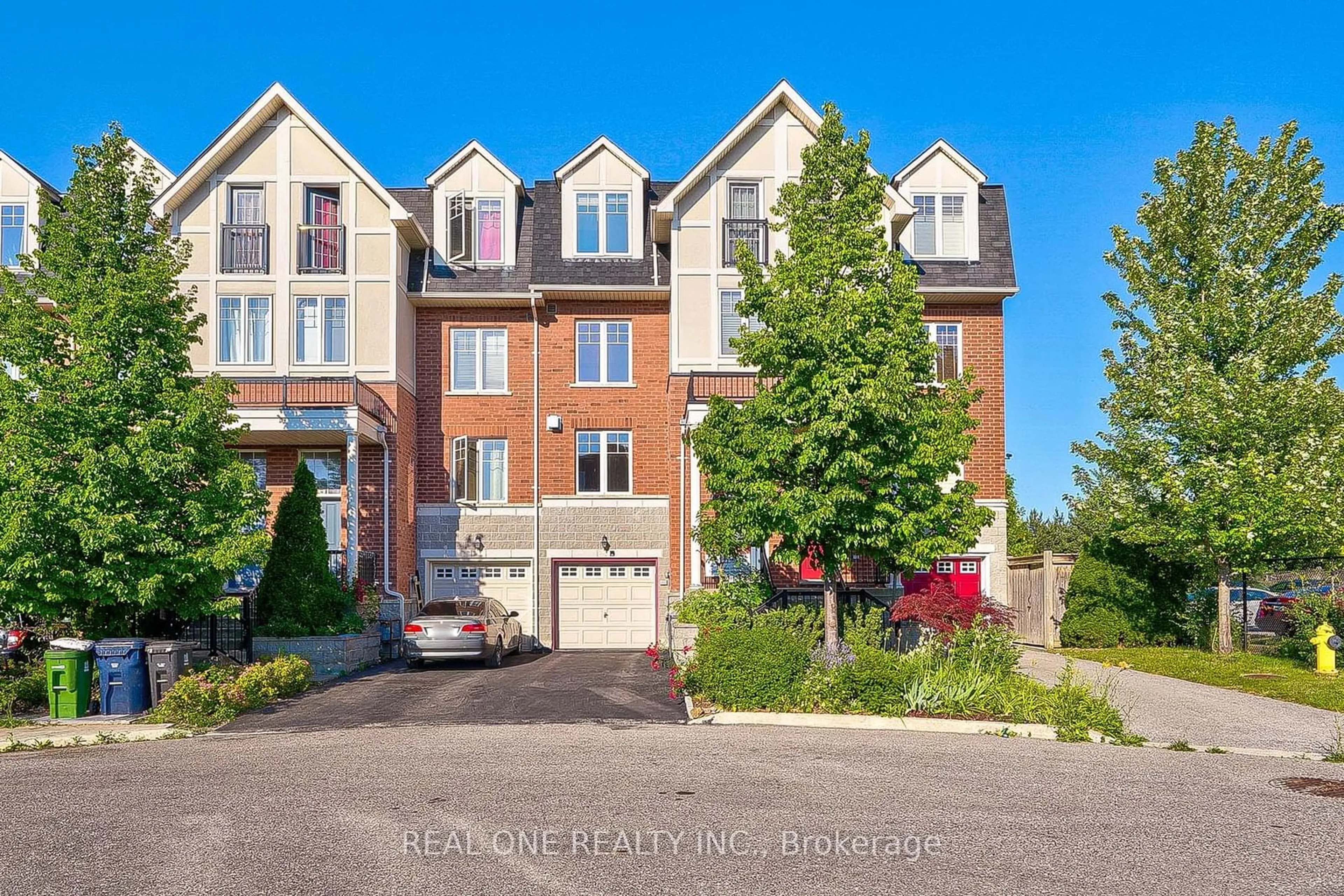 A pic from exterior of the house or condo for 77 John Bell Cres, Toronto Ontario M1L 0G5