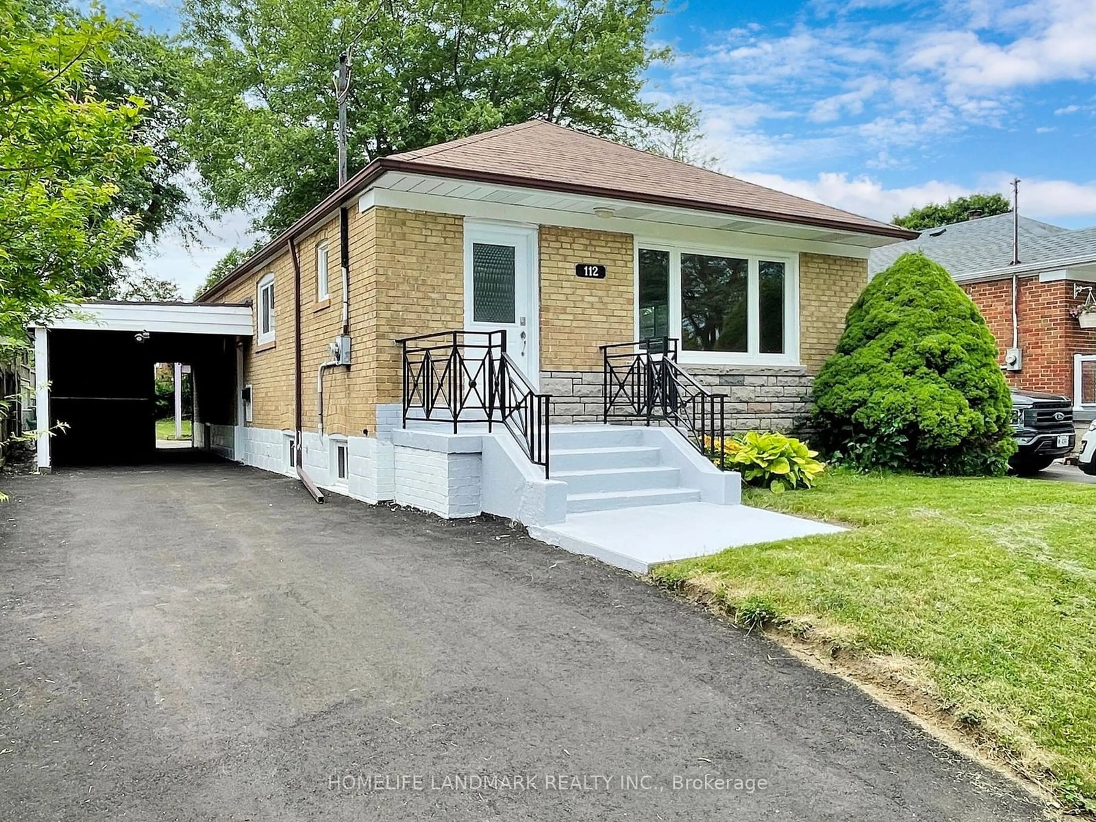 Frontside or backside of a home for 112 Portsdown Rd, Toronto Ontario M1P 1V5