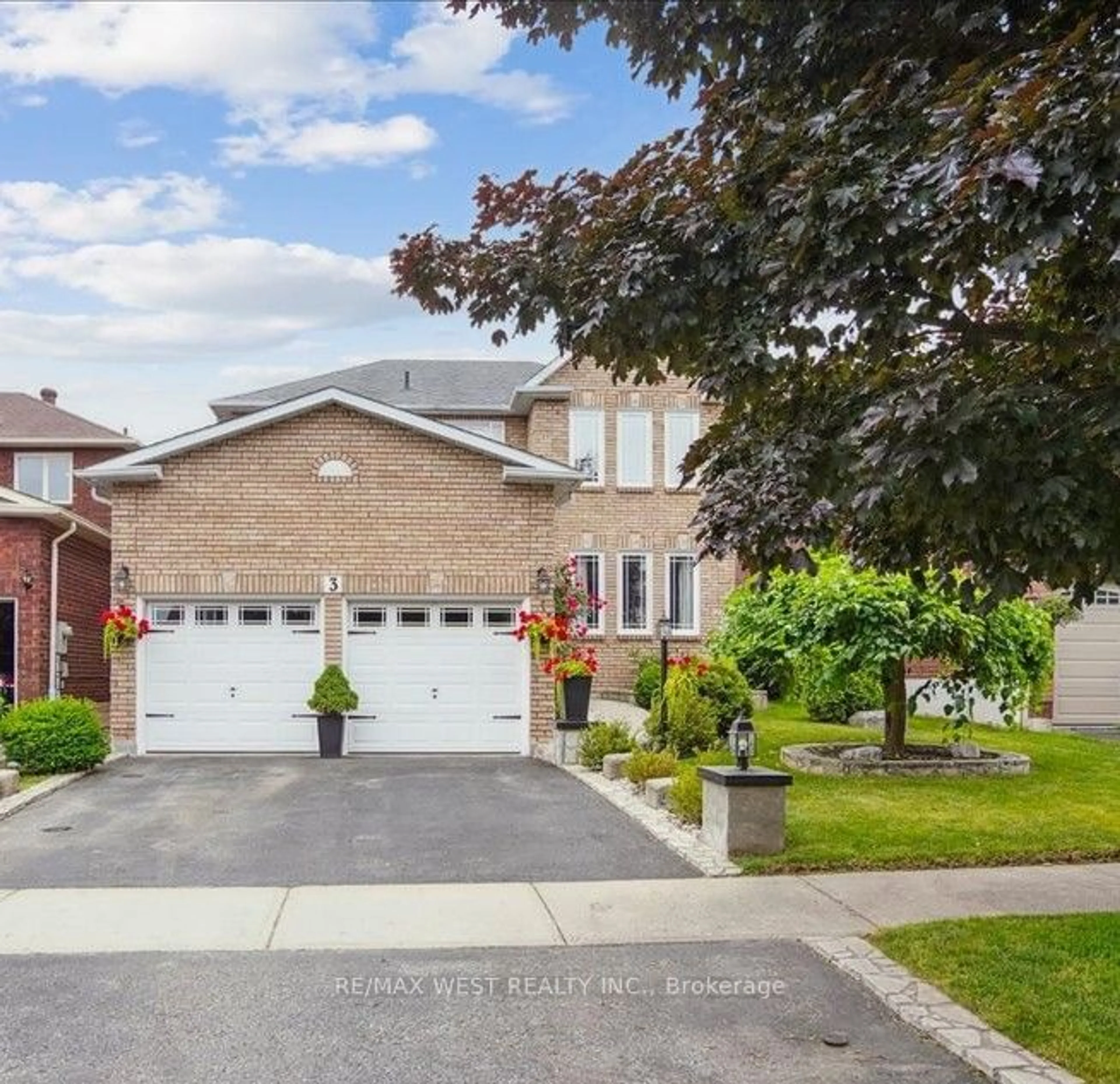Frontside or backside of a home for 3 Turriff Cres, Ajax Ontario L1T 3N4