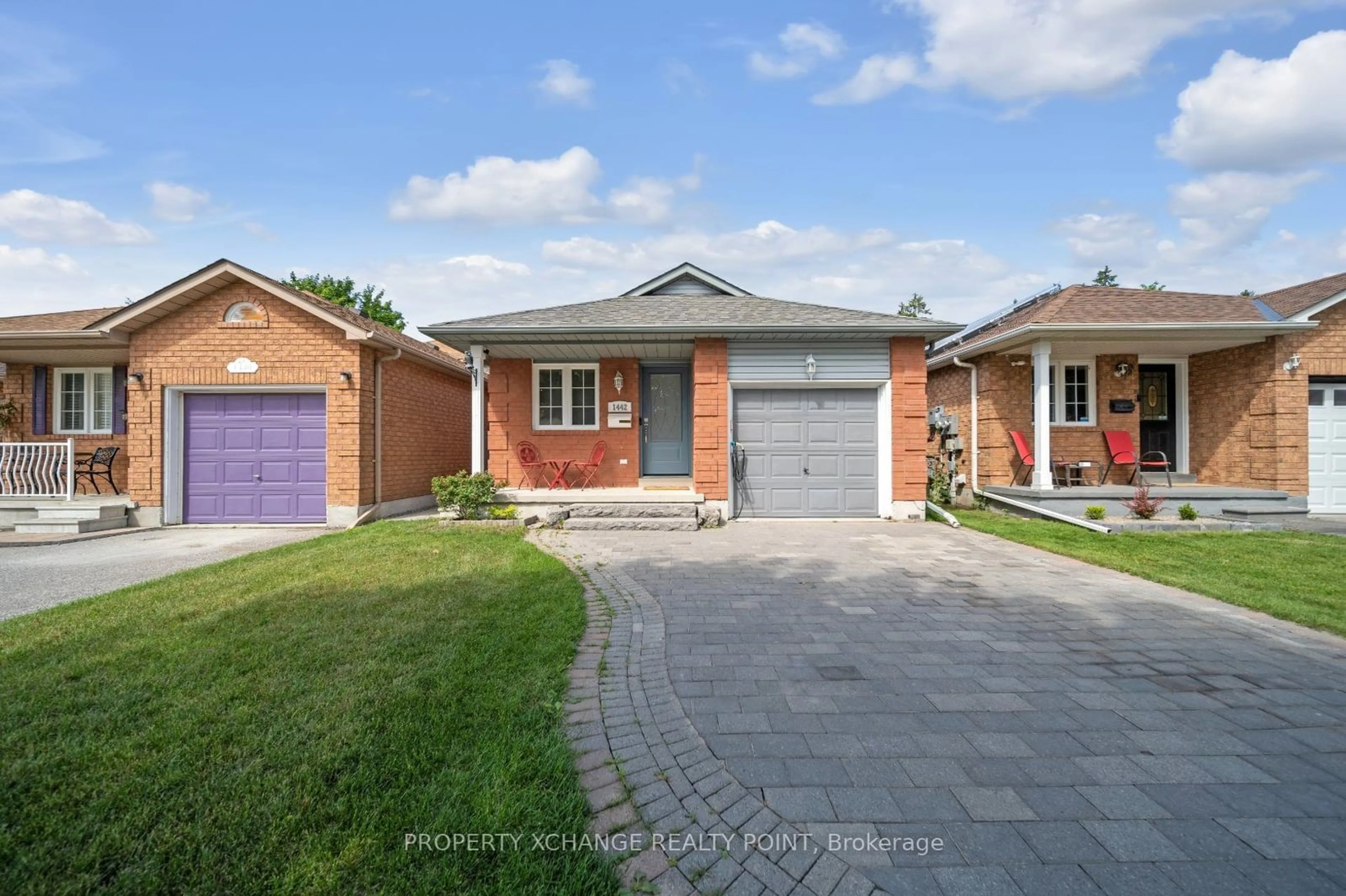 Home with brick exterior material for 1442 Largo Cres, Oshawa Ontario L1G 7E5