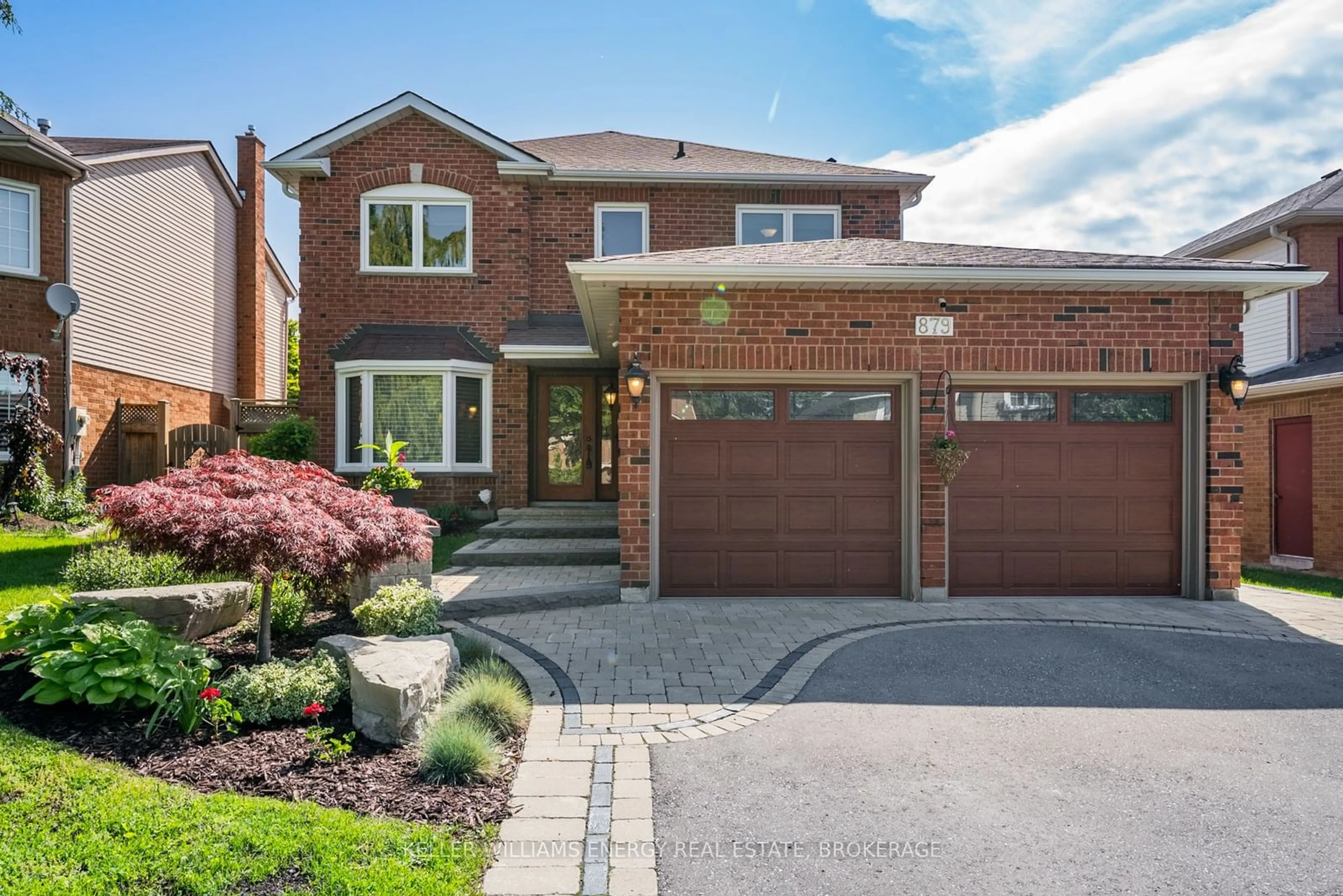 Home with brick exterior material for 879 Ridge Valley Dr, Oshawa Ontario L1K 1Z7