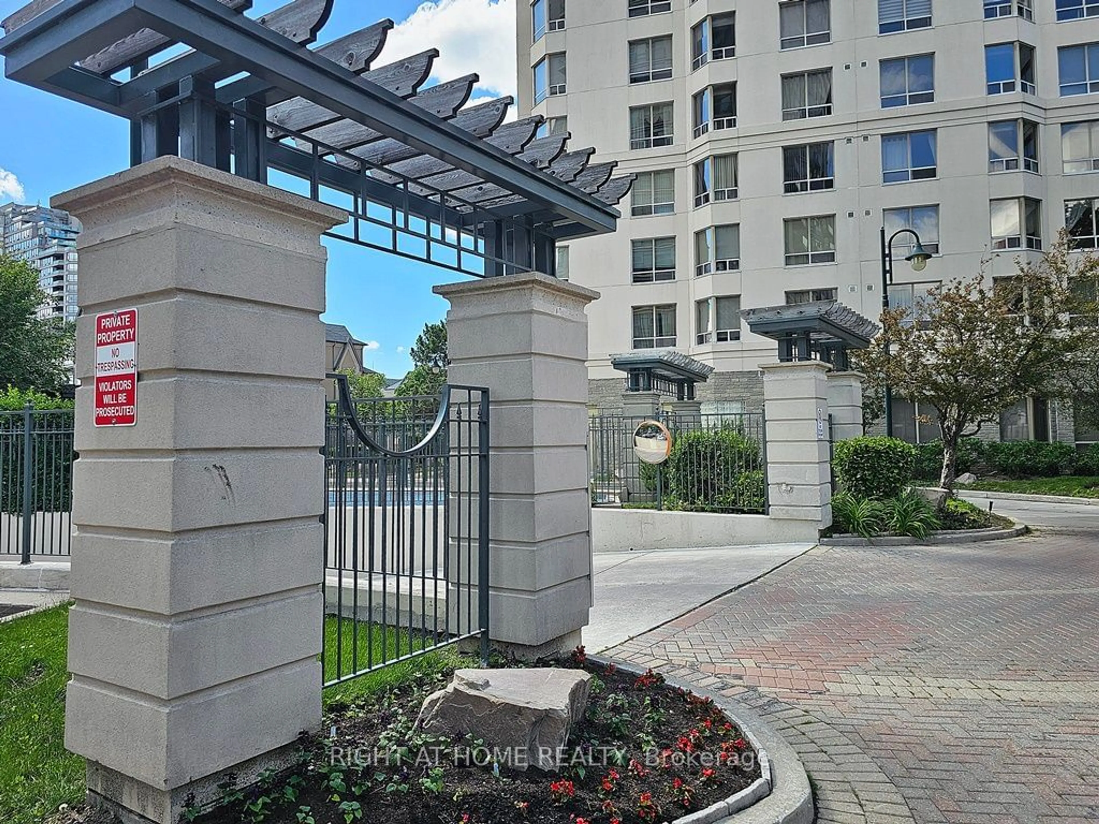 A pic from exterior of the house or condo for 238 Bonis Ave #2619, Toronto Ontario M1T 3W7