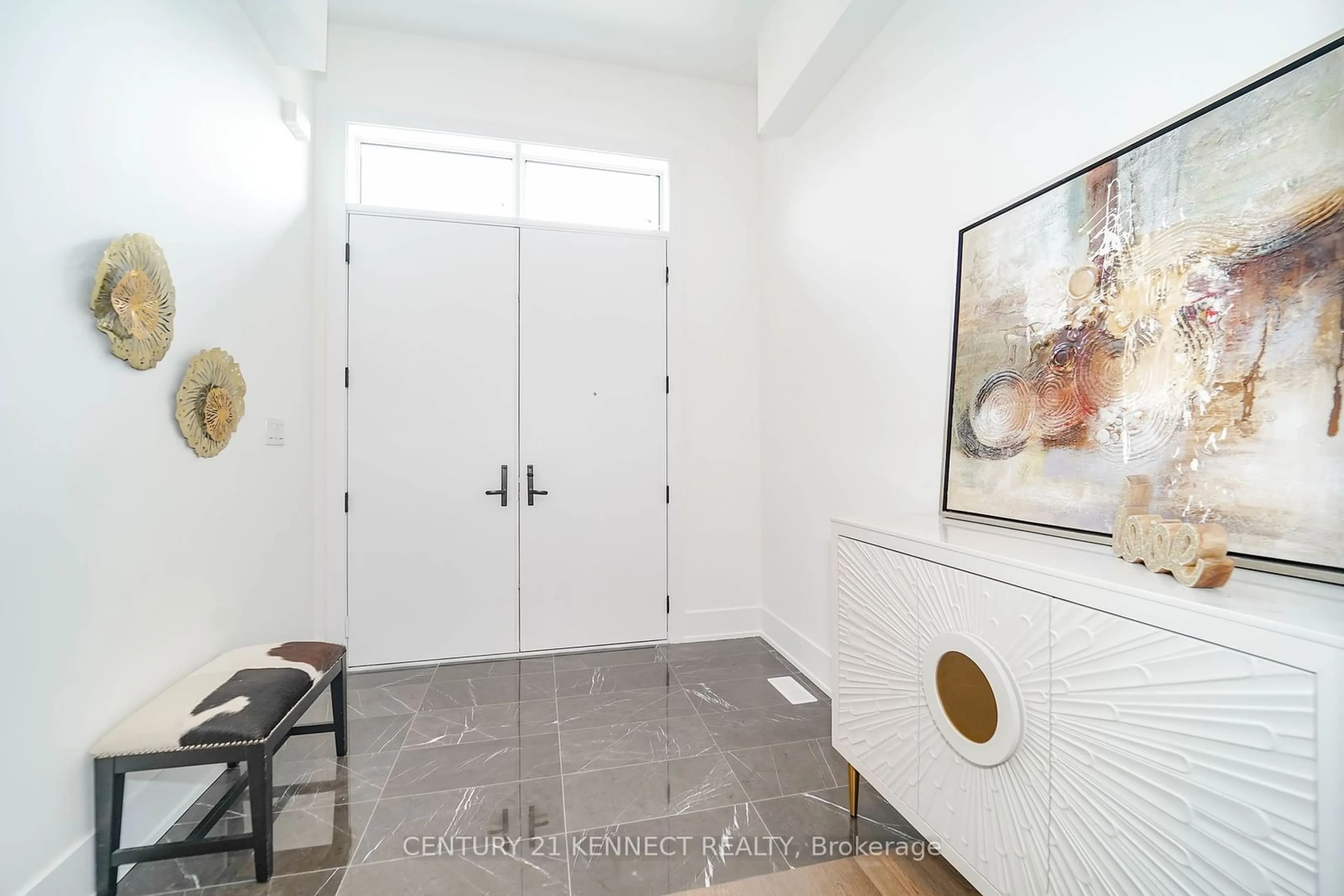 Indoor entryway for 23 Blueking Cres, Toronto Ontario M1C 4N1