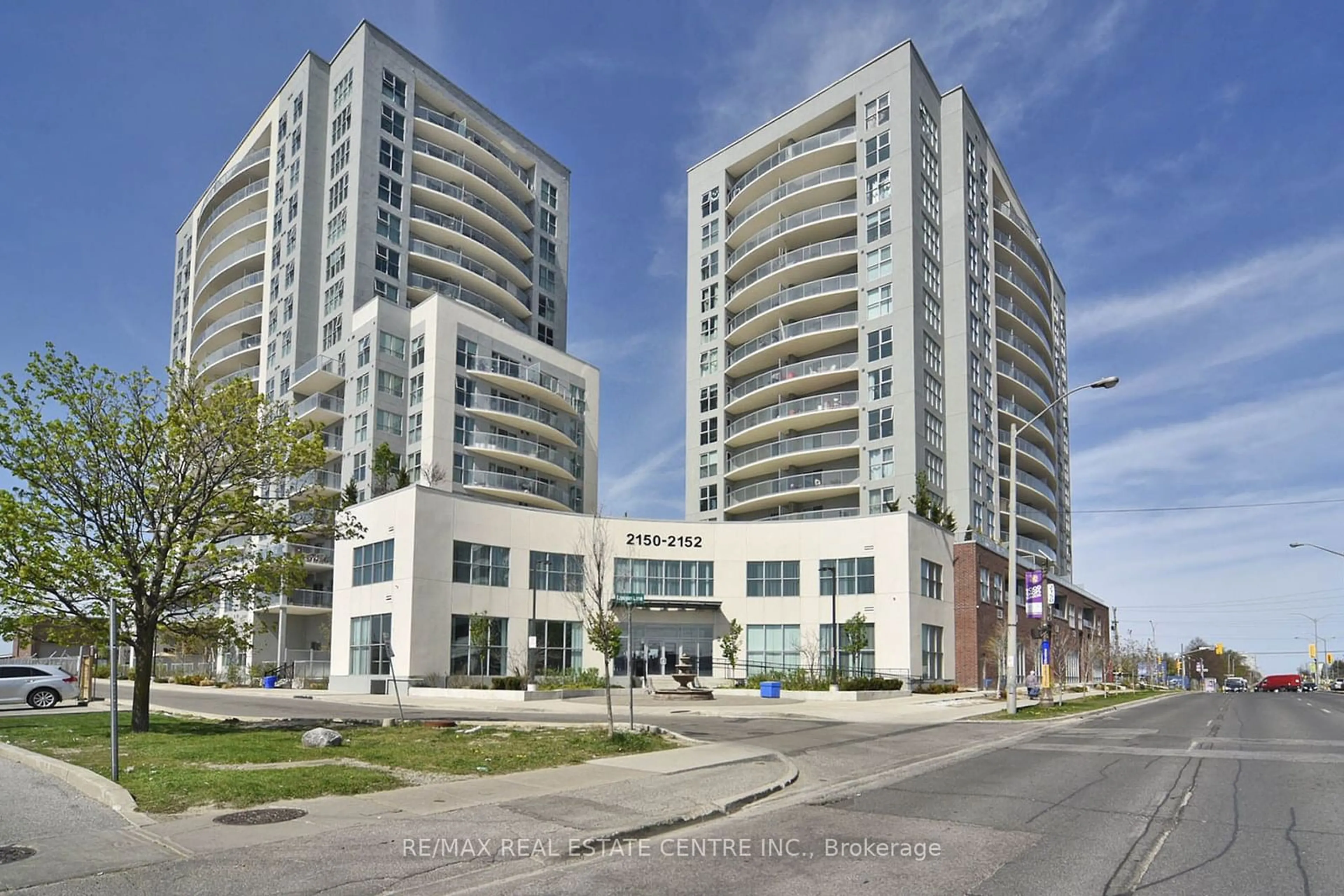 A pic from exterior of the house or condo for 2152 Lawrence Ave #608, Toronto Ontario M1R 0B7