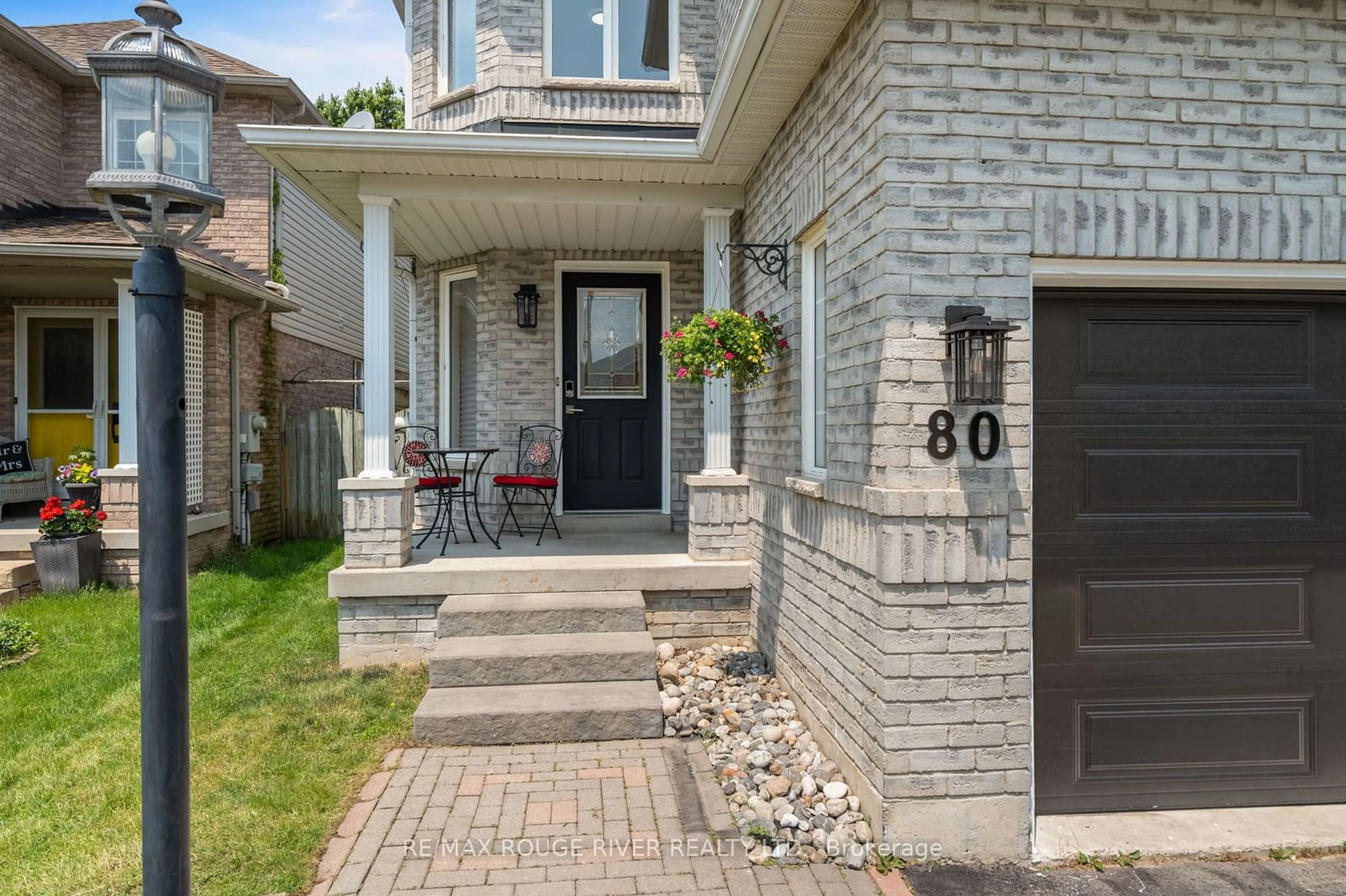 Home with brick exterior material for 80 Lownie Crt, Clarington Ontario L1C 5E1