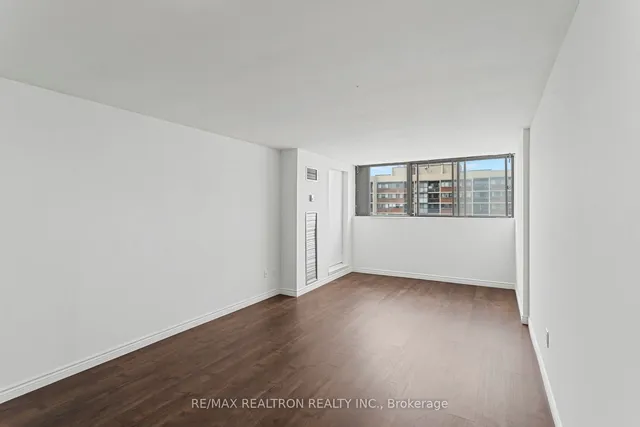 Additional property image - 10 Tapscott Rd Unit 1110