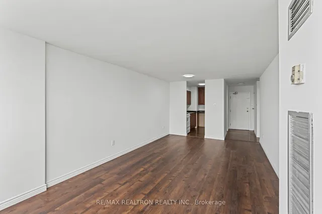 Additional property image - 10 Tapscott Rd Unit 1110