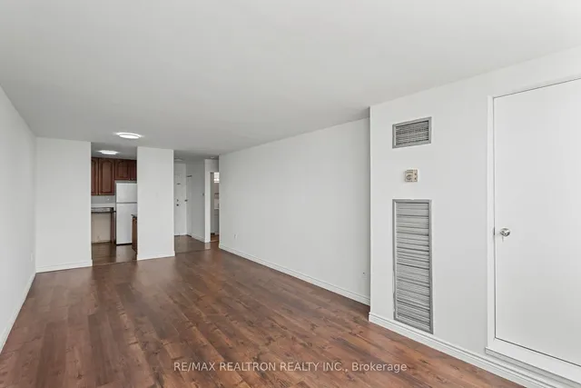 Additional property image - 10 Tapscott Rd Unit 1110