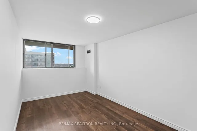 Additional property image - 10 Tapscott Rd Unit 1110