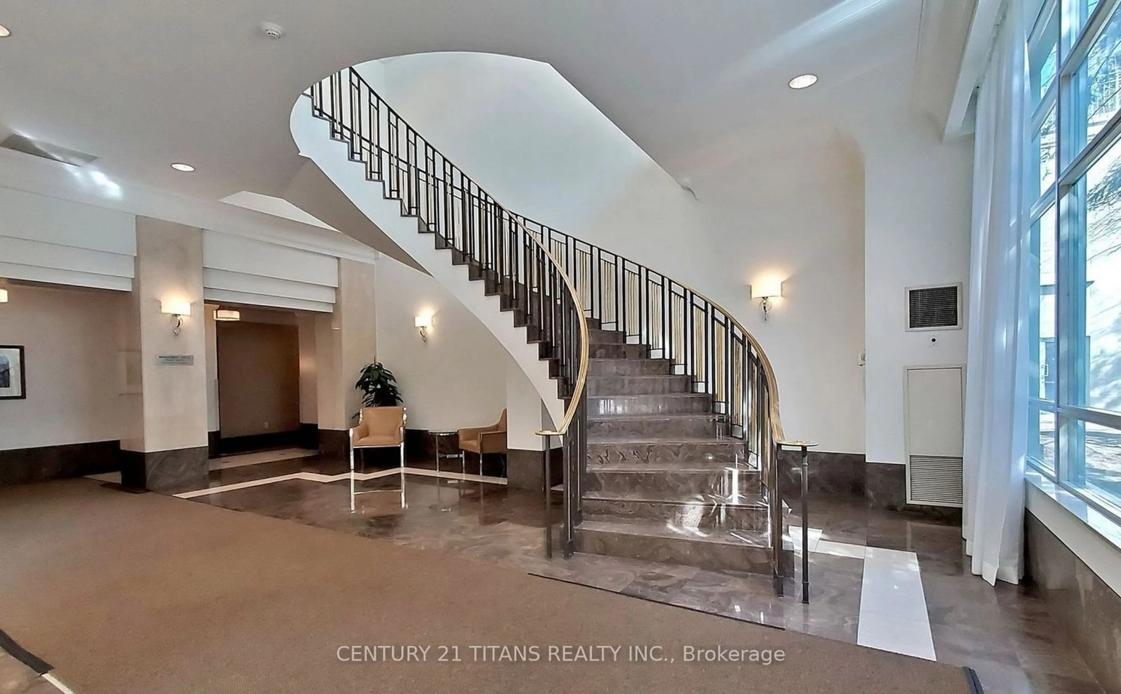 Indoor foyer for 68 Corporate Dr #2128, Toronto Ontario M1H 3H3