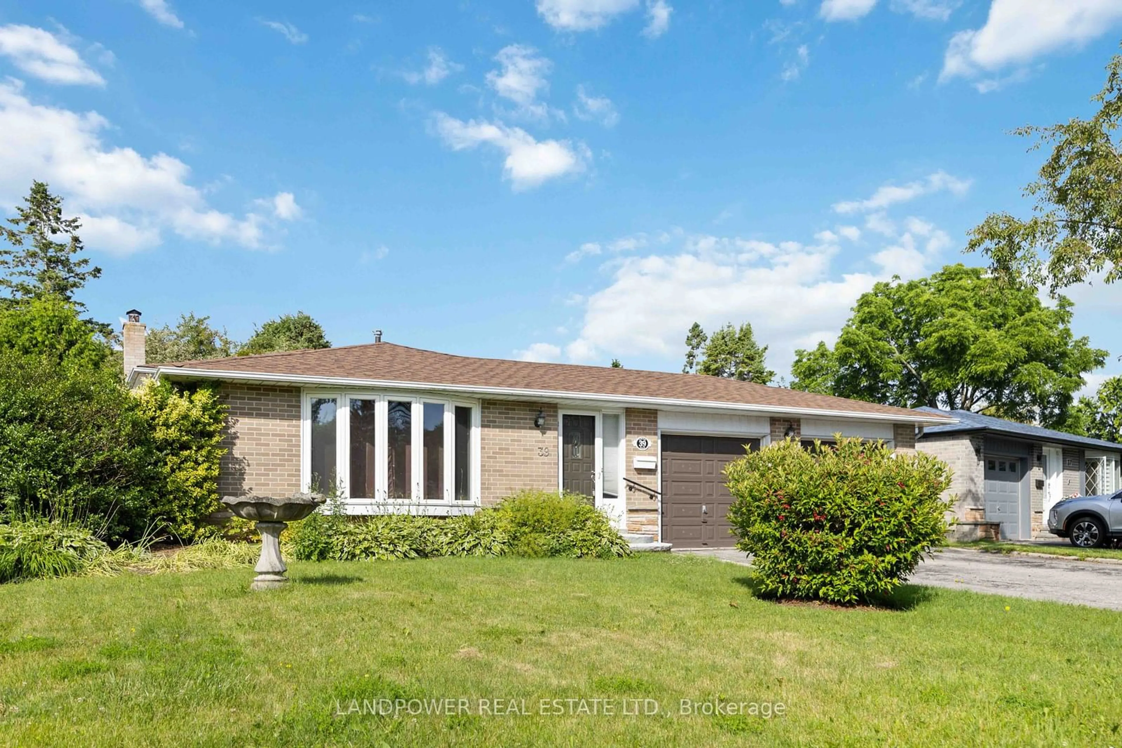 Frontside or backside of a home for 39 Lawrie Rd, Ajax Ontario L1S 3A1