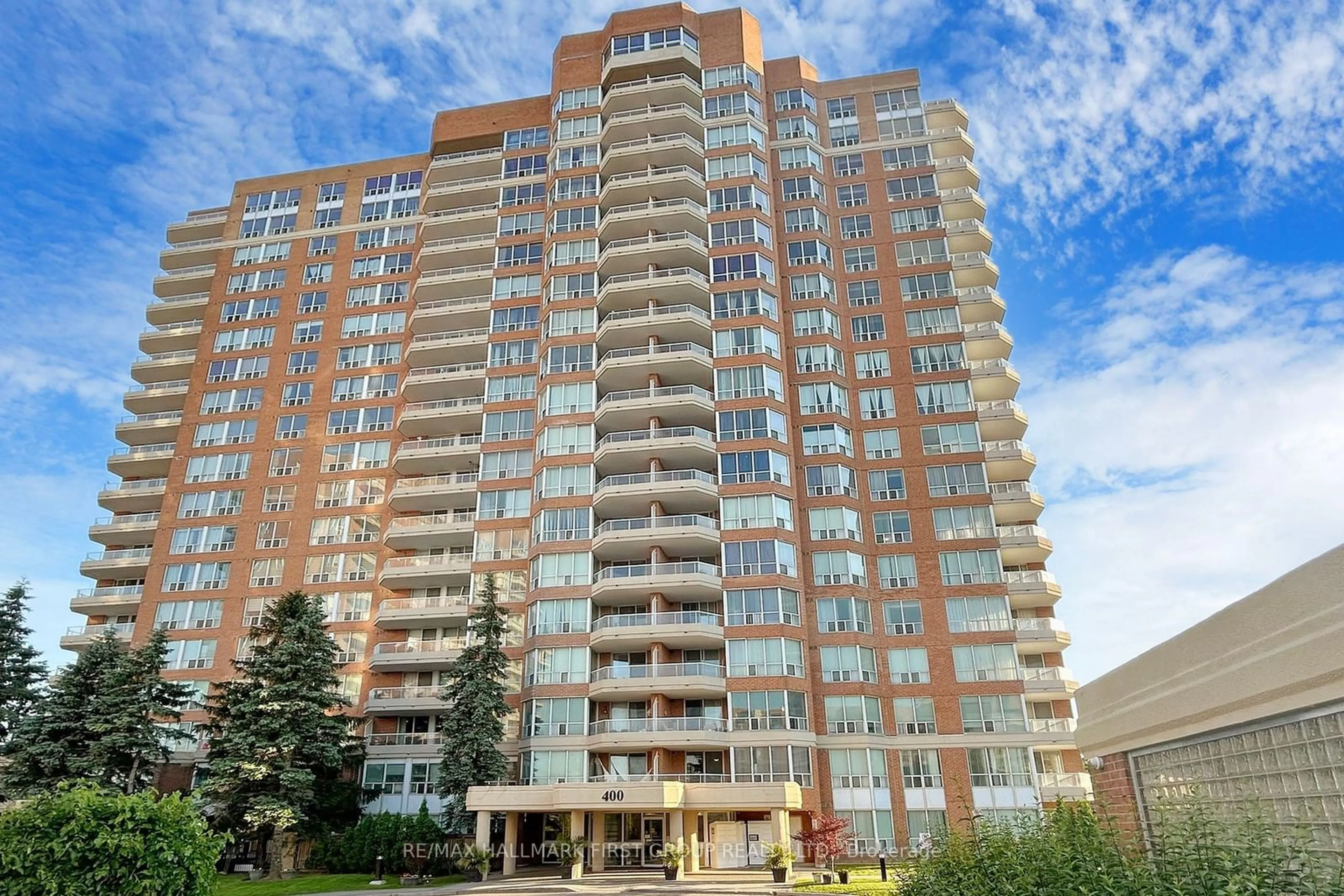 A pic from exterior of the house or condo for 400 Mclevin Ave #1612, Toronto Ontario M1B 5J4