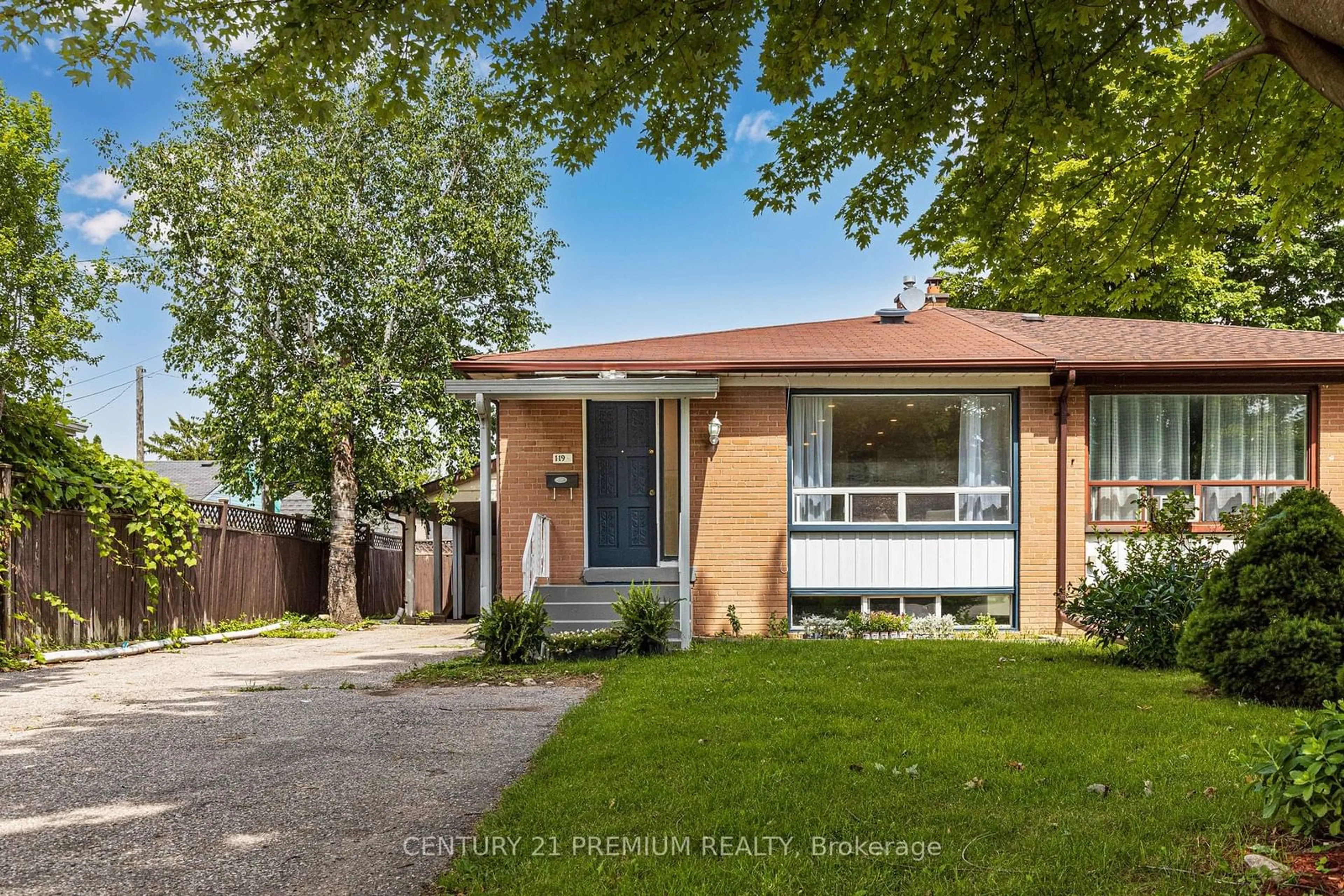 Frontside or backside of a home for 119 Hurley Rd, Ajax Ontario L1S 1N5