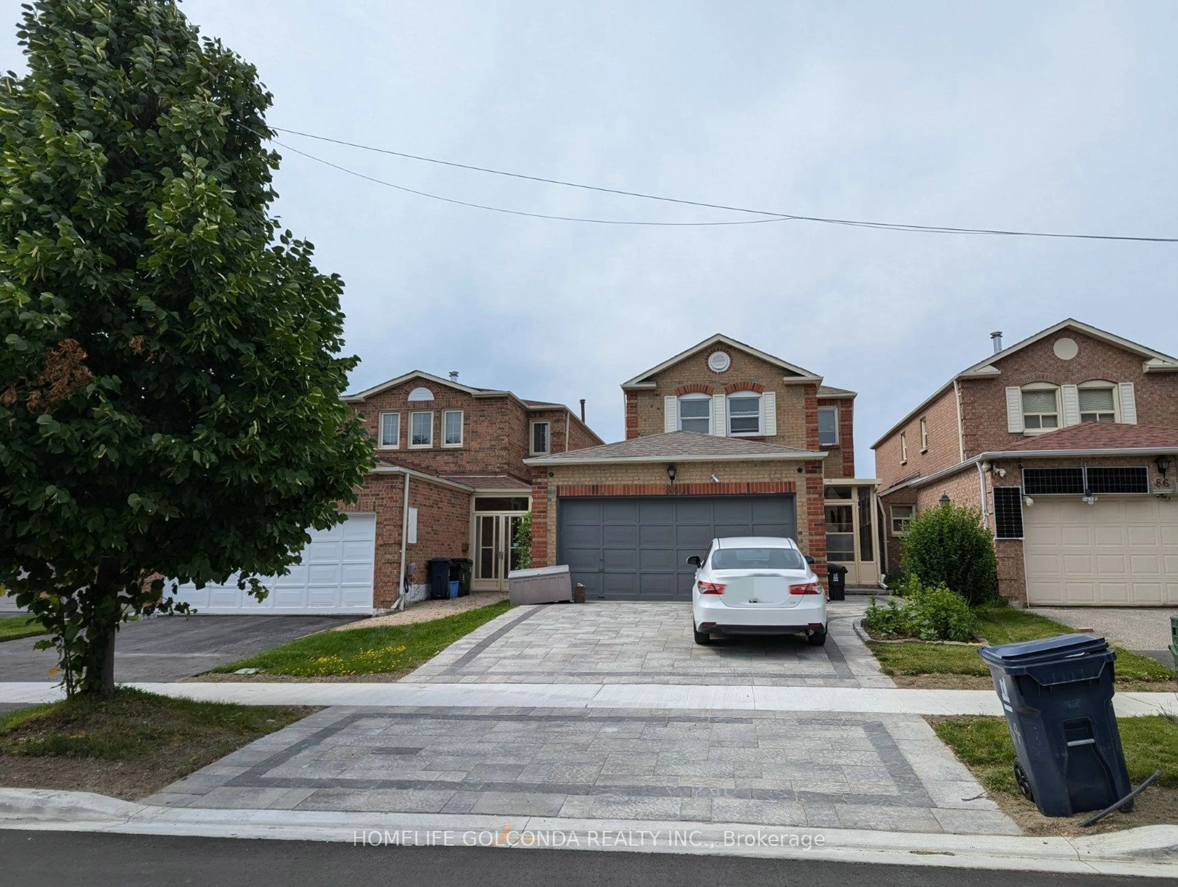 Frontside or backside of a home for 84 Elmfield Cres, Toronto Ontario M1V 2Y6