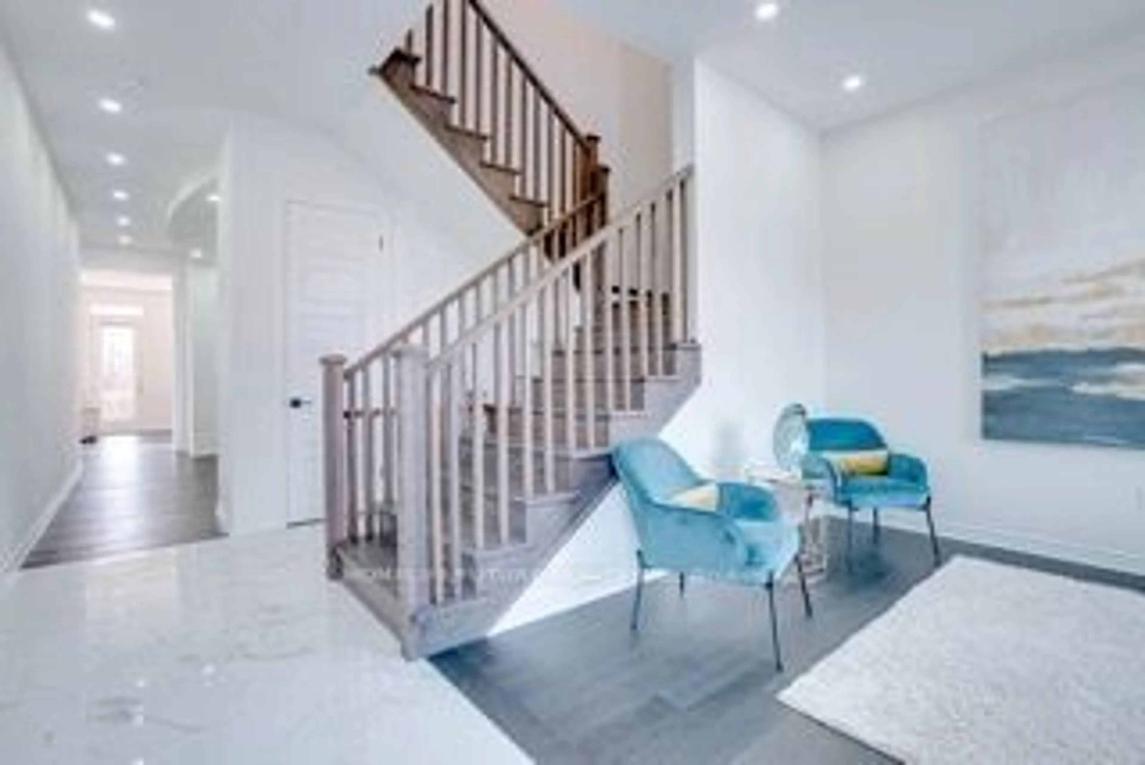 Stairs for 3016 Hollyberry Tr, Pickering Ontario L1V 0N5