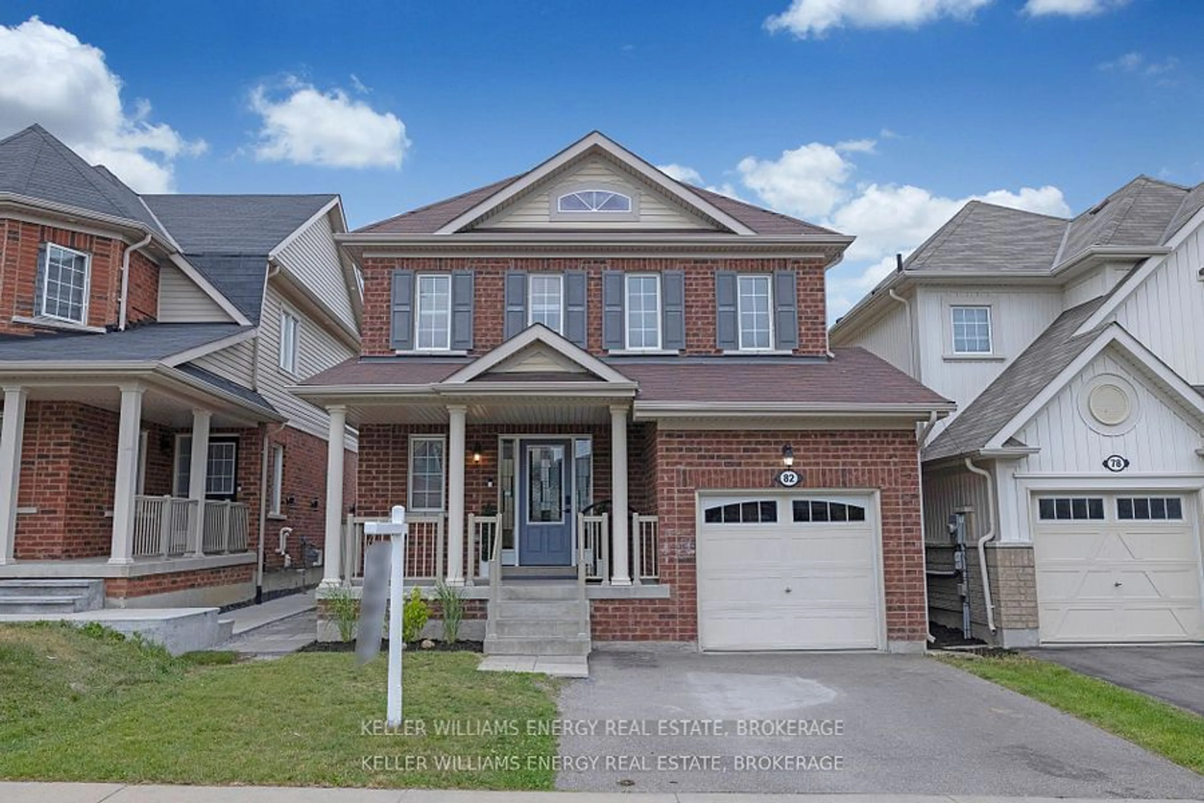 Frontside or backside of a home for 82 Sidney Rundle Ave, Clarington Ontario L1C 0N9