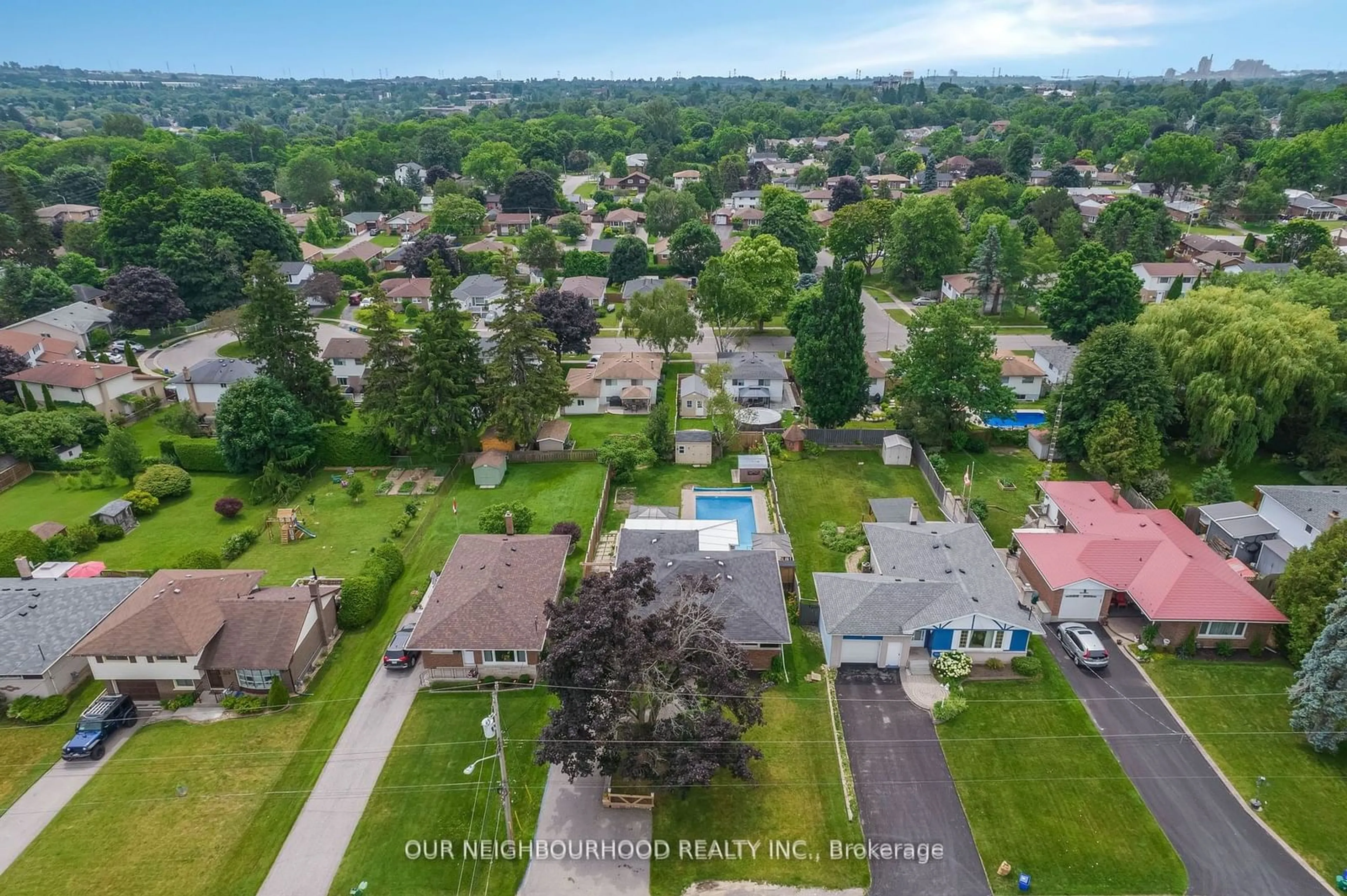 Frontside or backside of a home for 15 Sunicrest Blvd, Clarington Ontario L1C 2G6