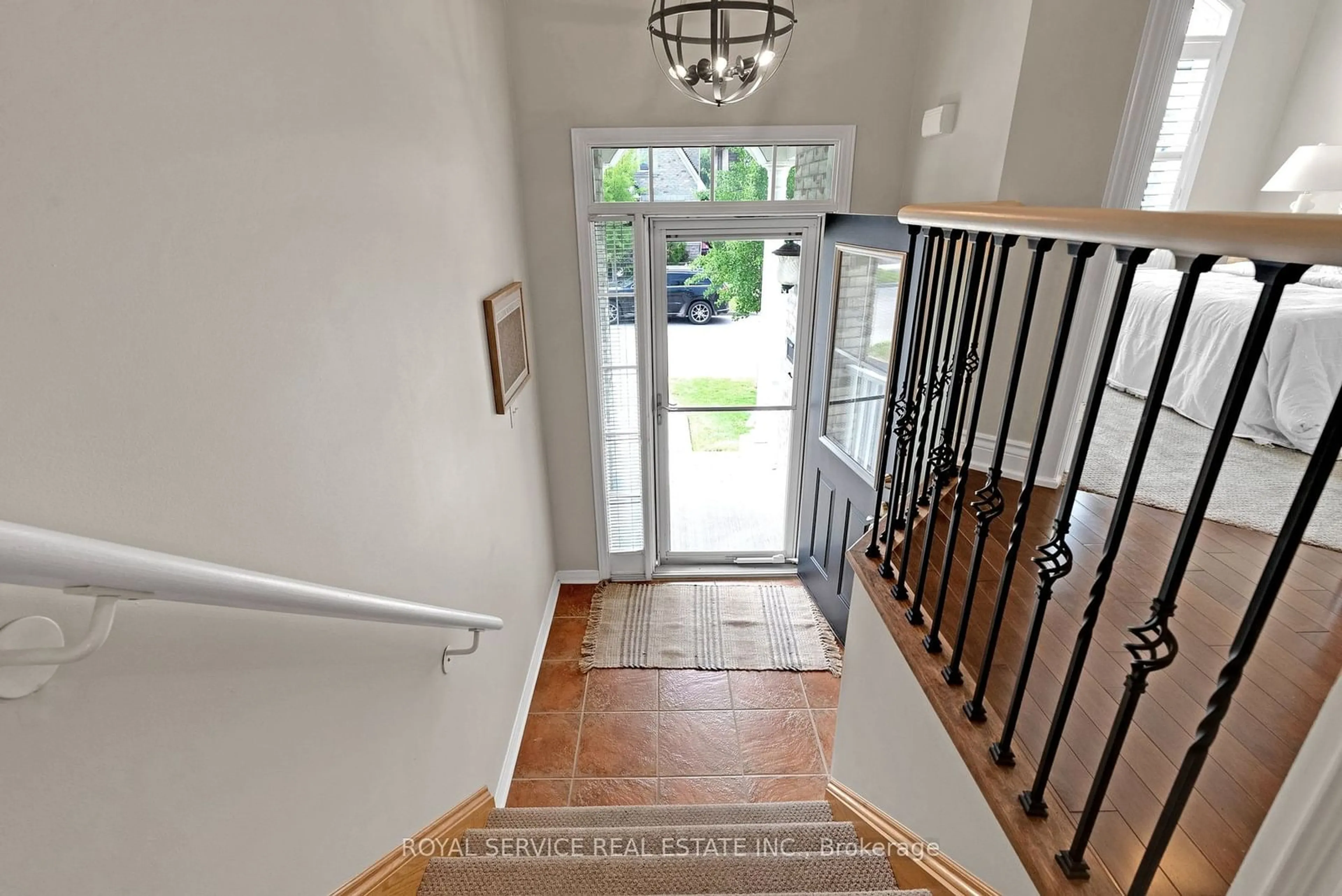 Indoor entryway for 8 Slader Heights St, Ajax Ontario L1Z 1R5