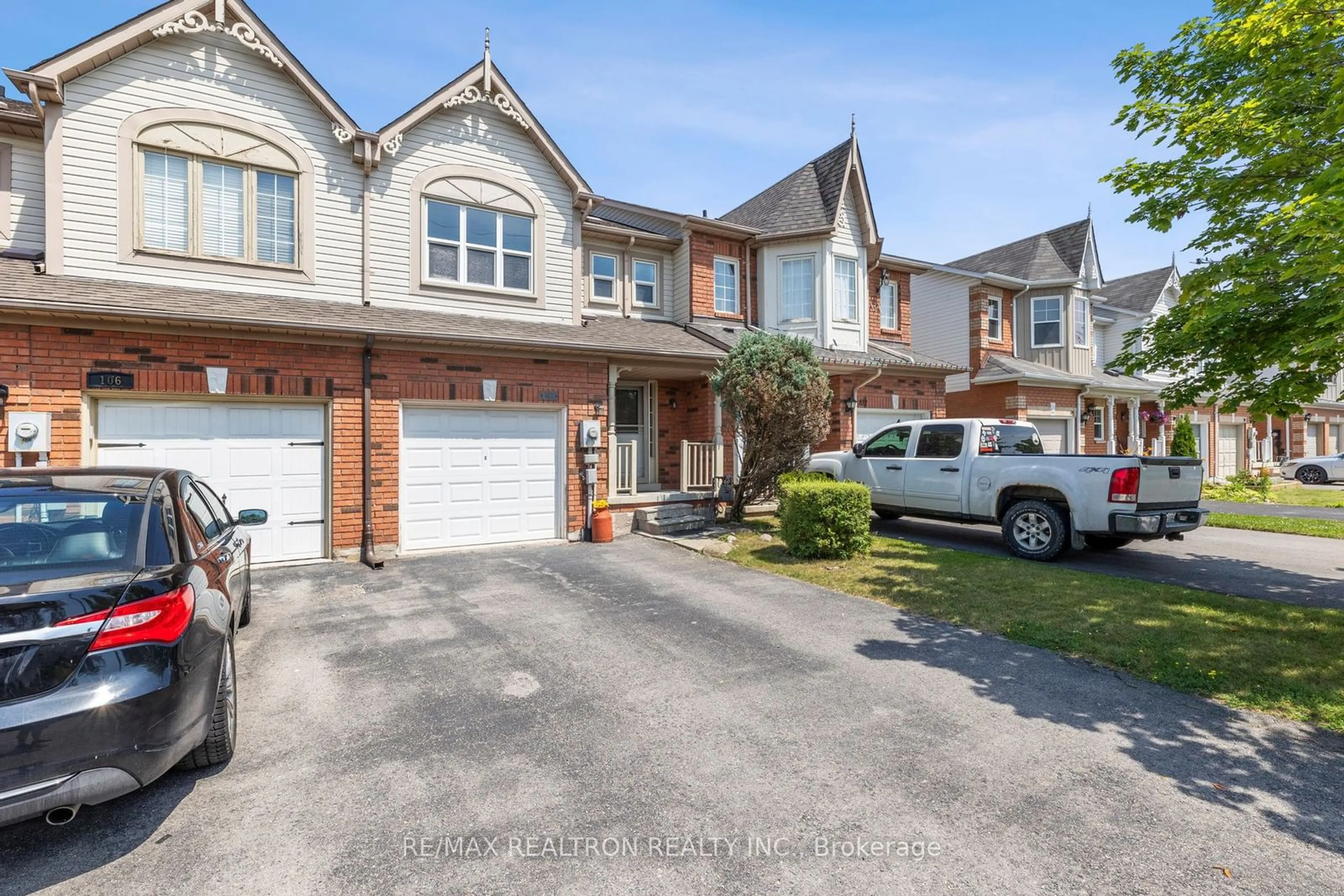 A pic from exterior of the house or condo for 104 Wilkins Cres, Clarington Ontario L1E 3B5