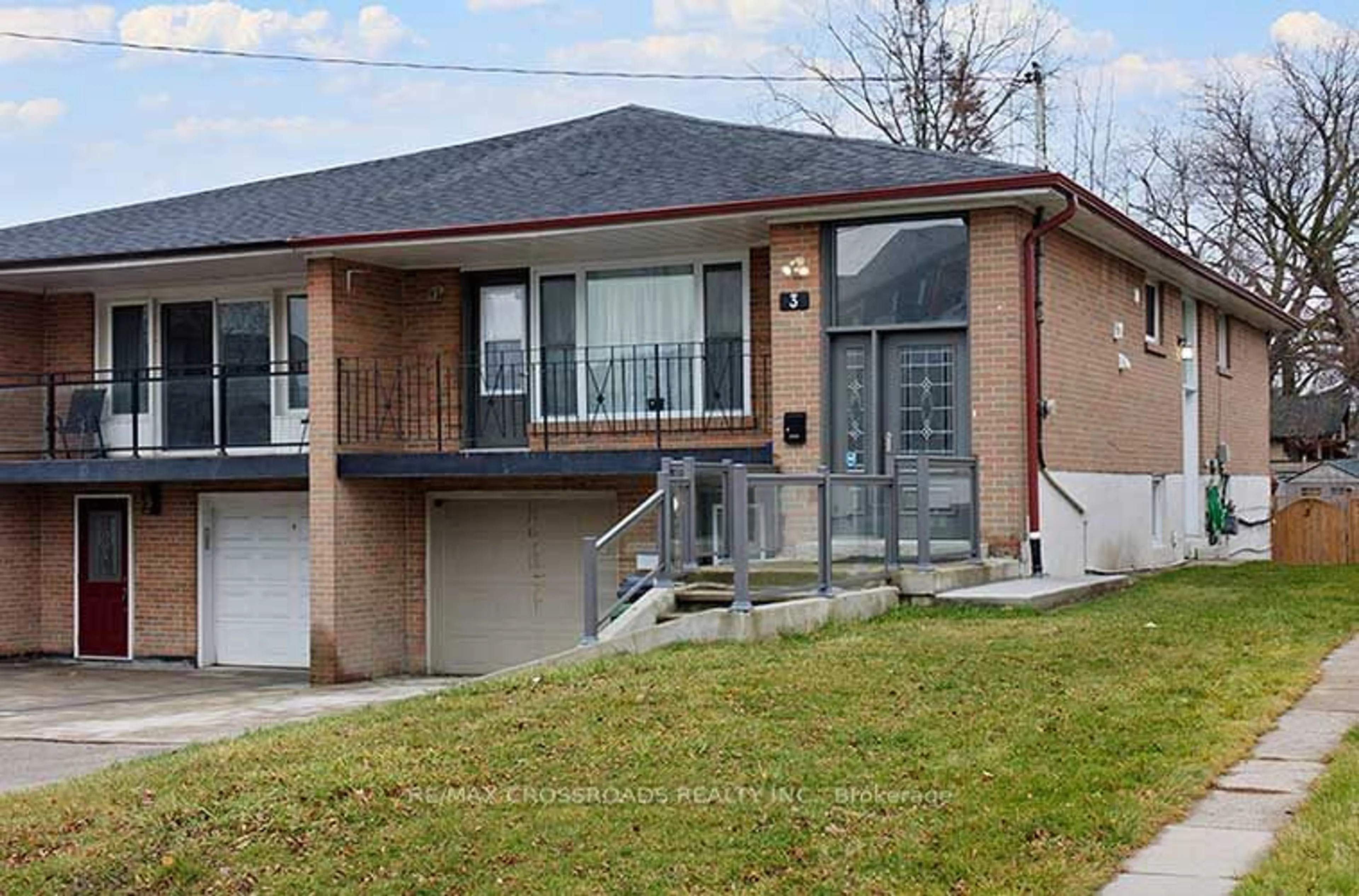 Frontside or backside of a home for 3 Horton Blvd, Toronto Ontario M1J 1K7