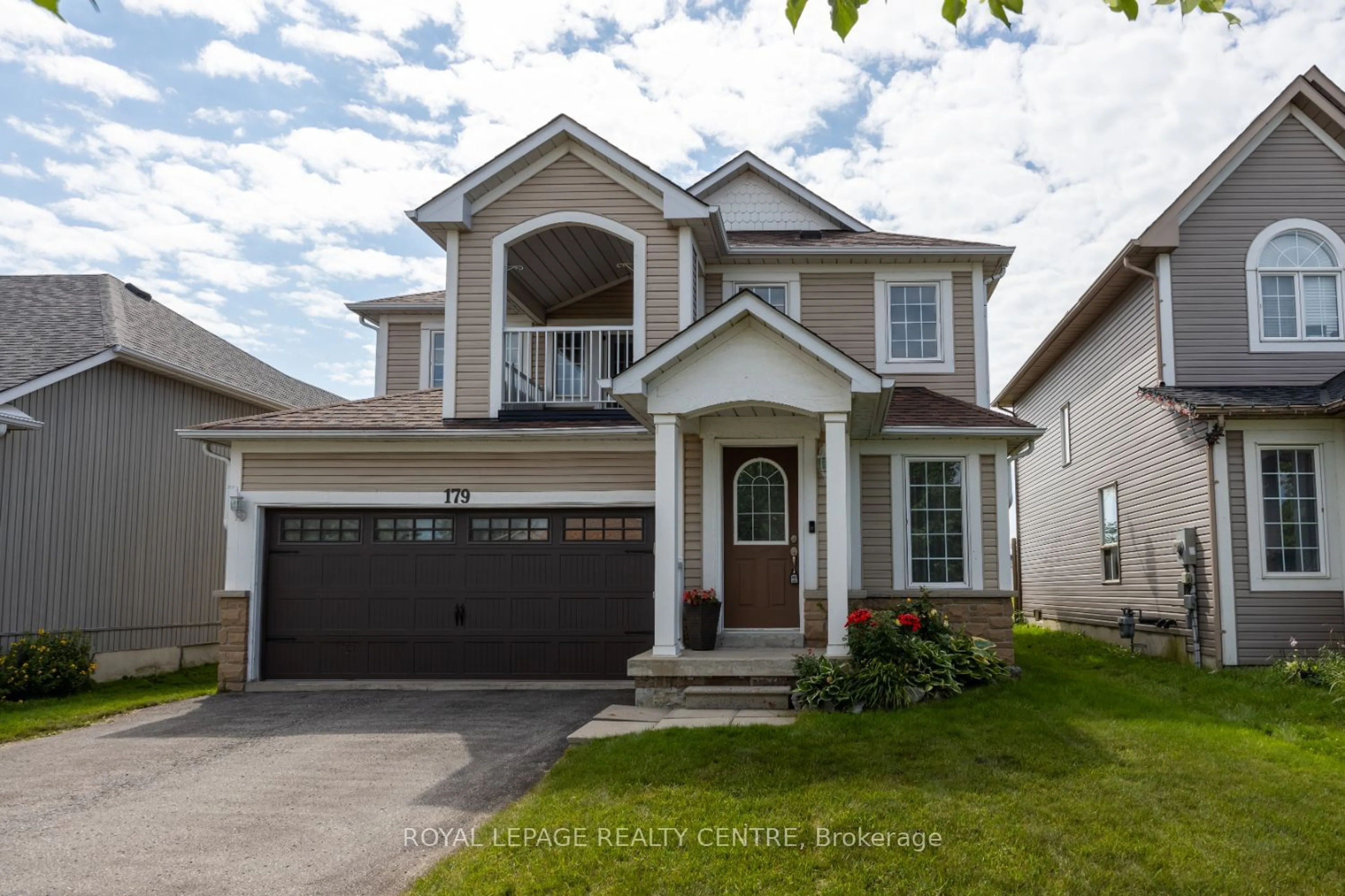 Frontside or backside of a home for 179 Padfield Dr, Clarington Ontario L1C 5H7