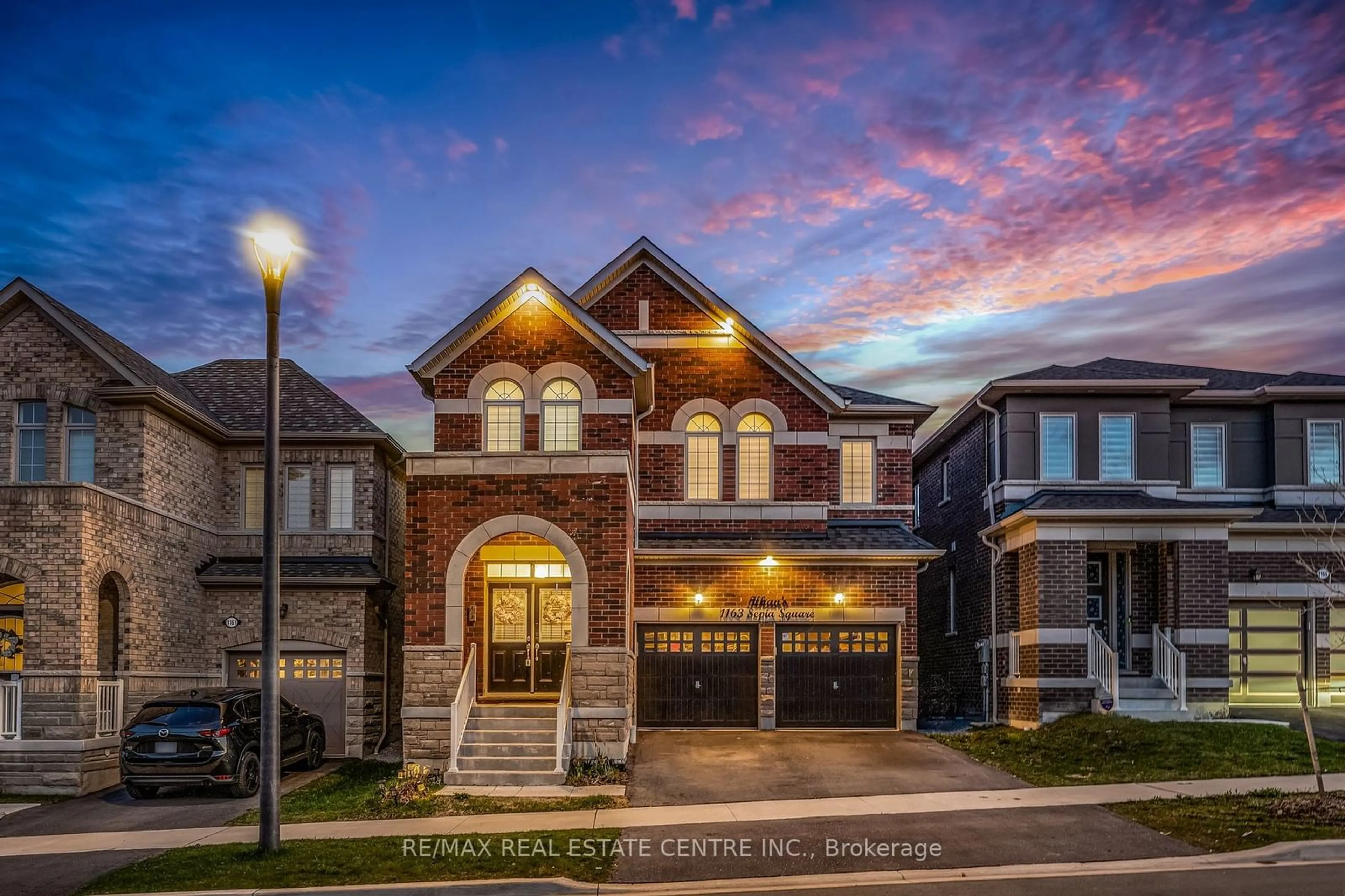 Home with brick exterior material for 1163 Sepia Sq, Pickering Ontario L1V 2P8