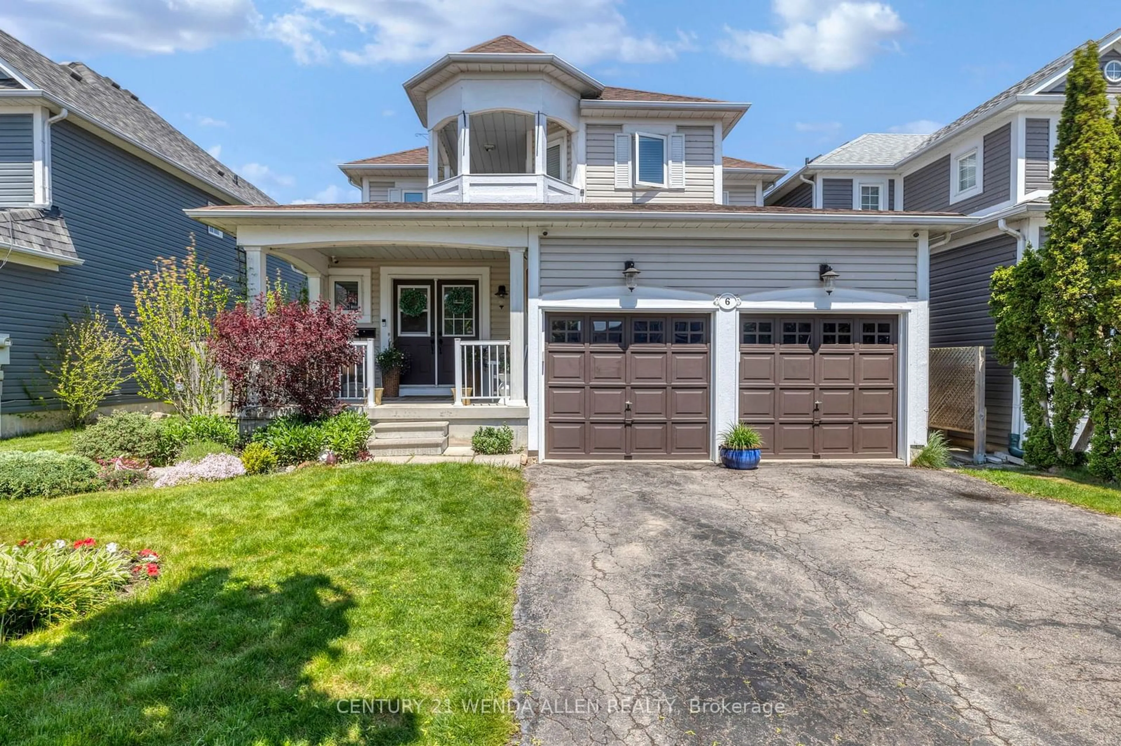 Frontside or backside of a home for 6 Bluenose Lane, Clarington Ontario L1B 1P5