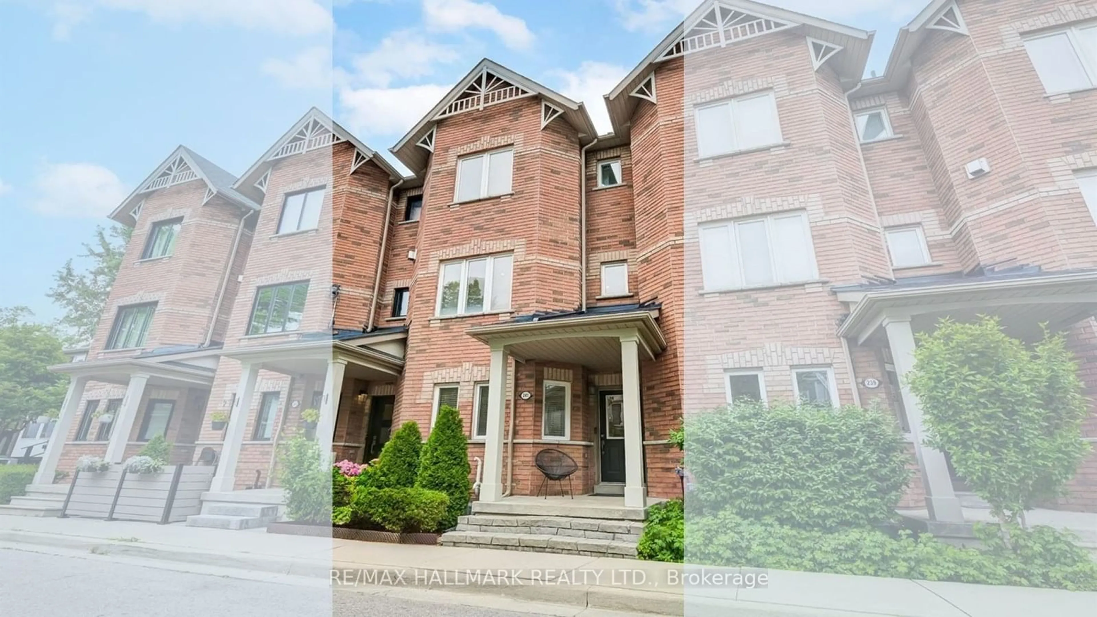 A pic from exterior of the house or condo for 241 Boston Ave, Toronto Ontario M4M 2V1