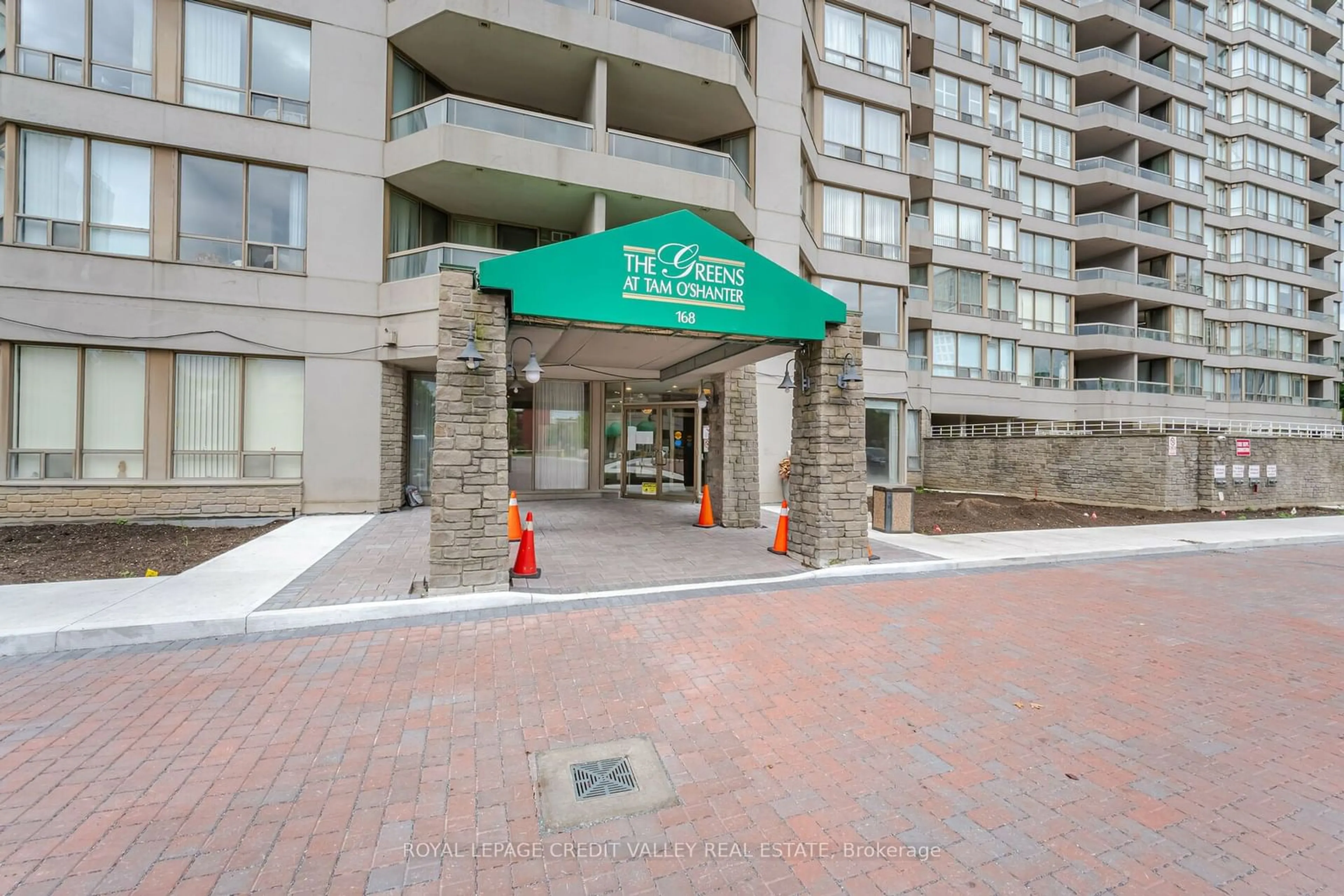 A pic from exterior of the house or condo for 168 Bonis Ave #1506, Toronto Ontario M1T 3V6