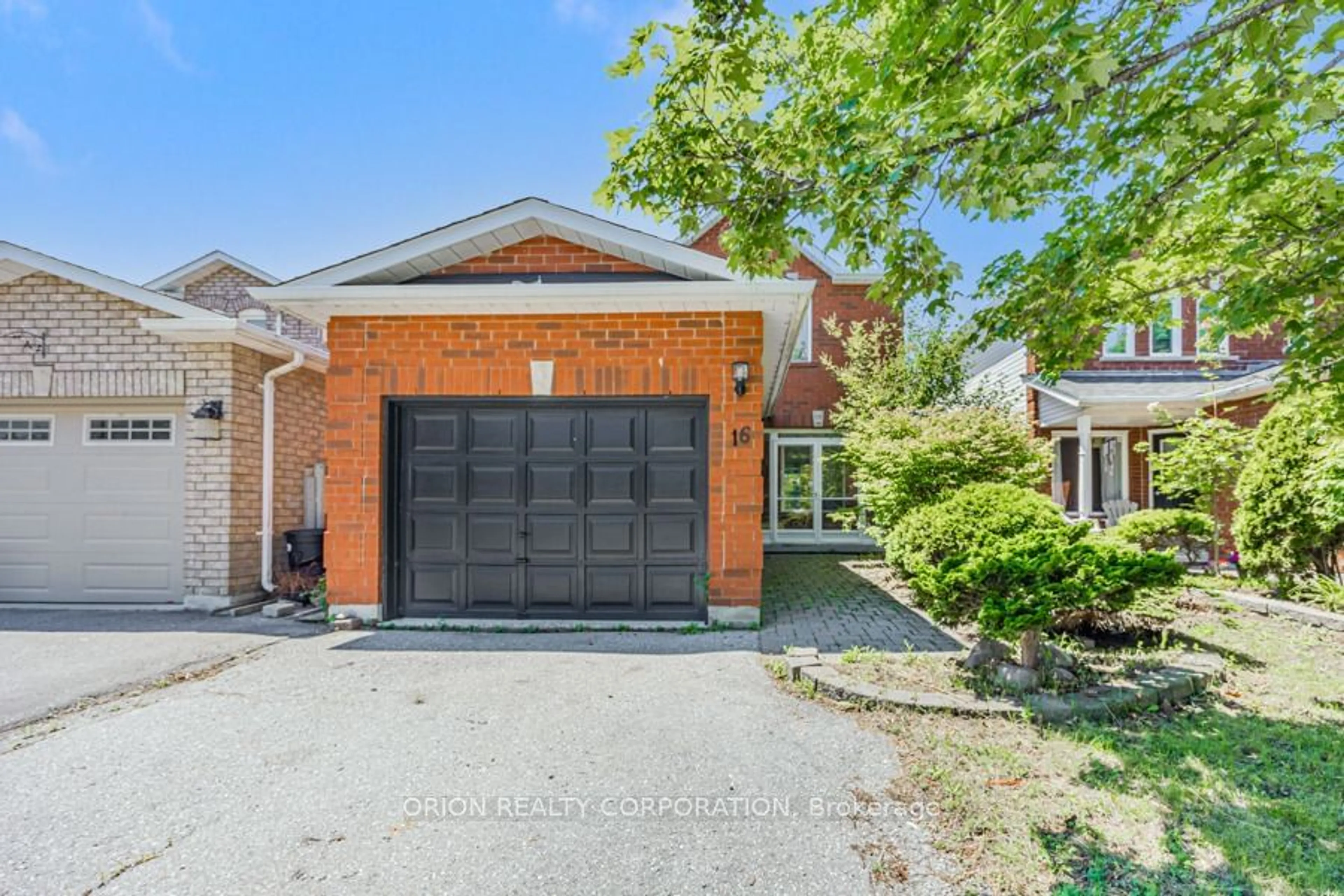 Home with brick exterior material for 16 Fry Cres, Clarington Ontario L1C 4Y2