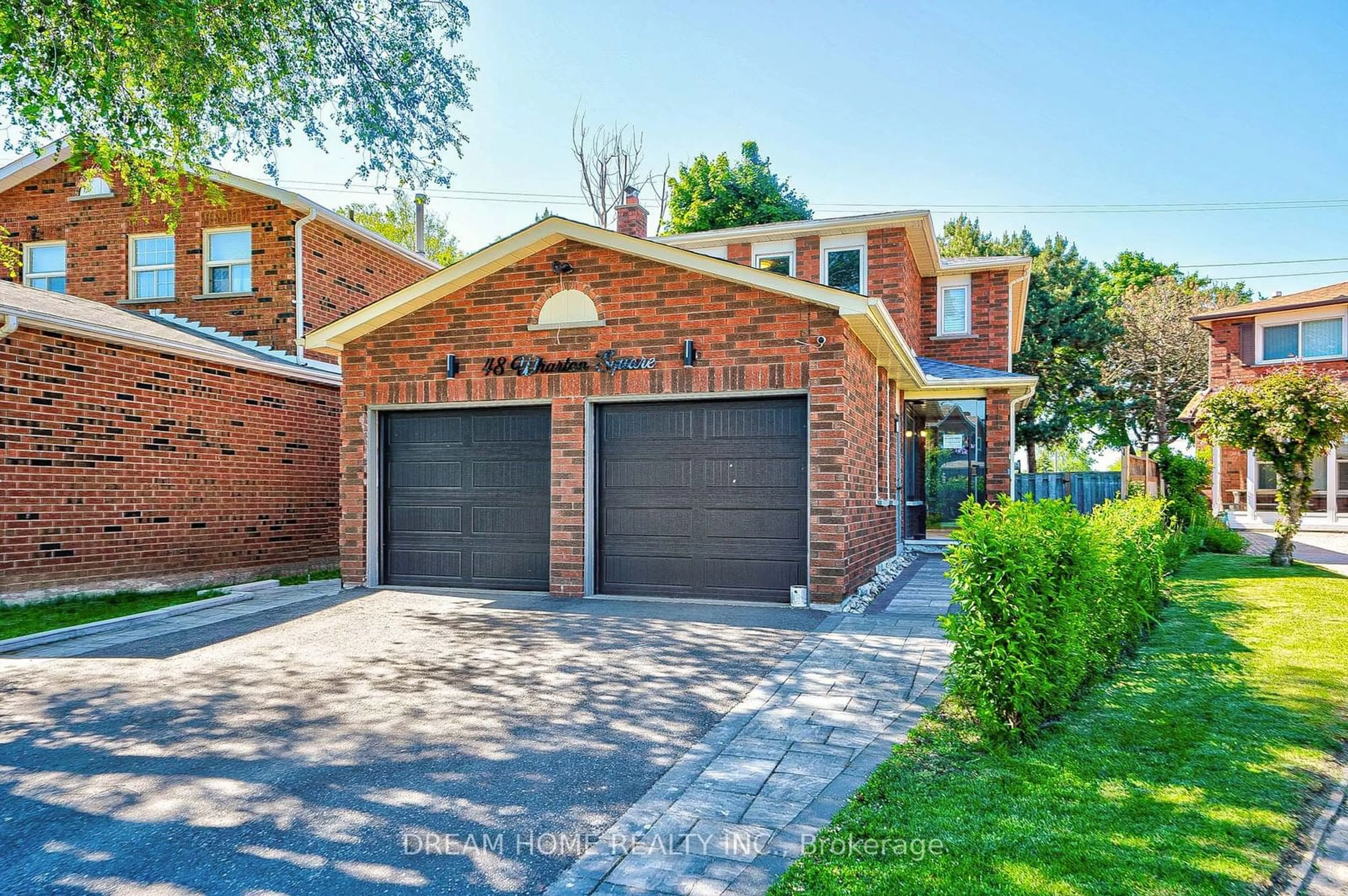 Home with brick exterior material for 48 Wharton Sq, Toronto Ontario M1V 4N5