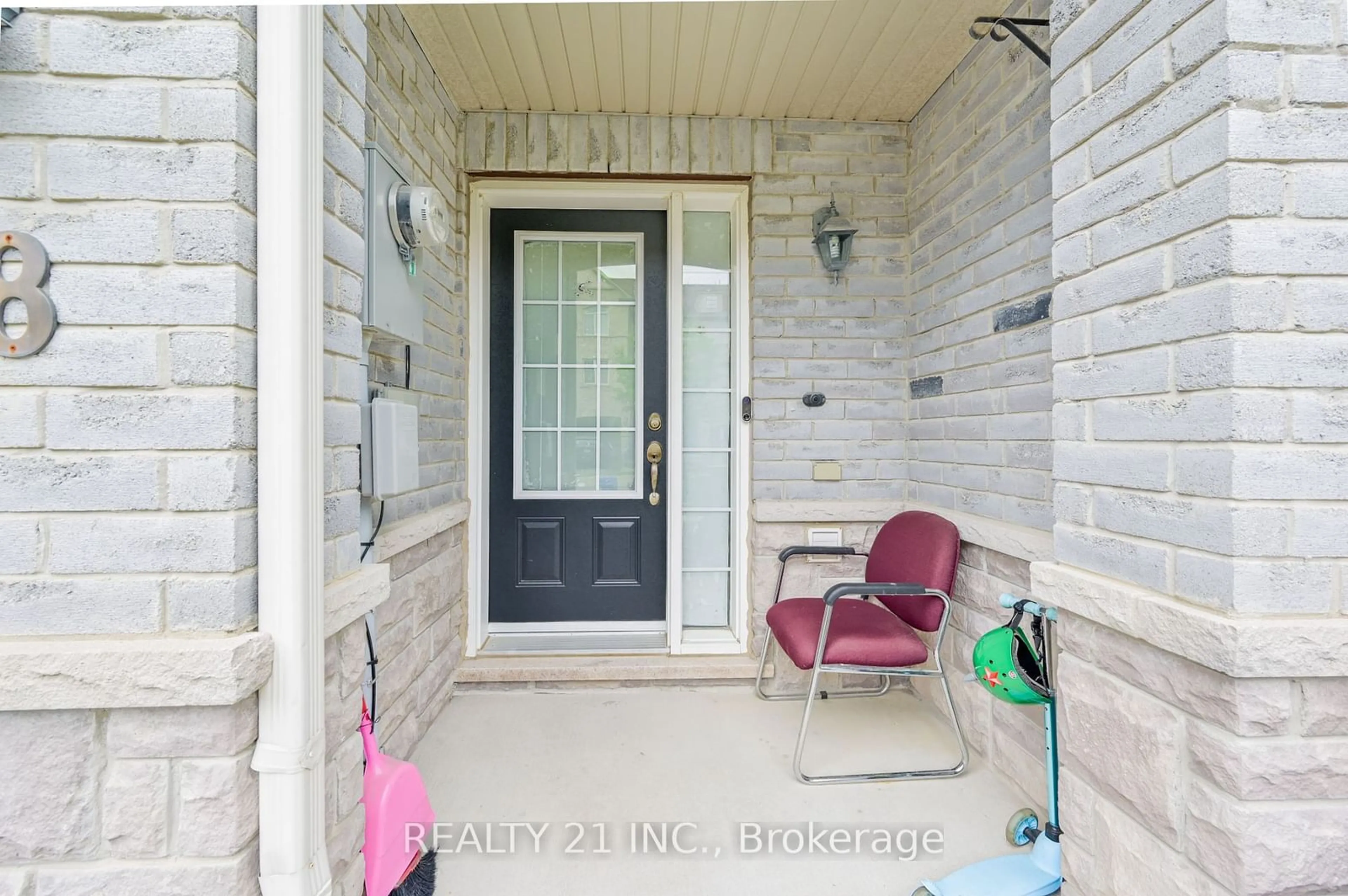 Indoor entryway for 28 Clowes St, Ajax Ontario L1Z 0K9