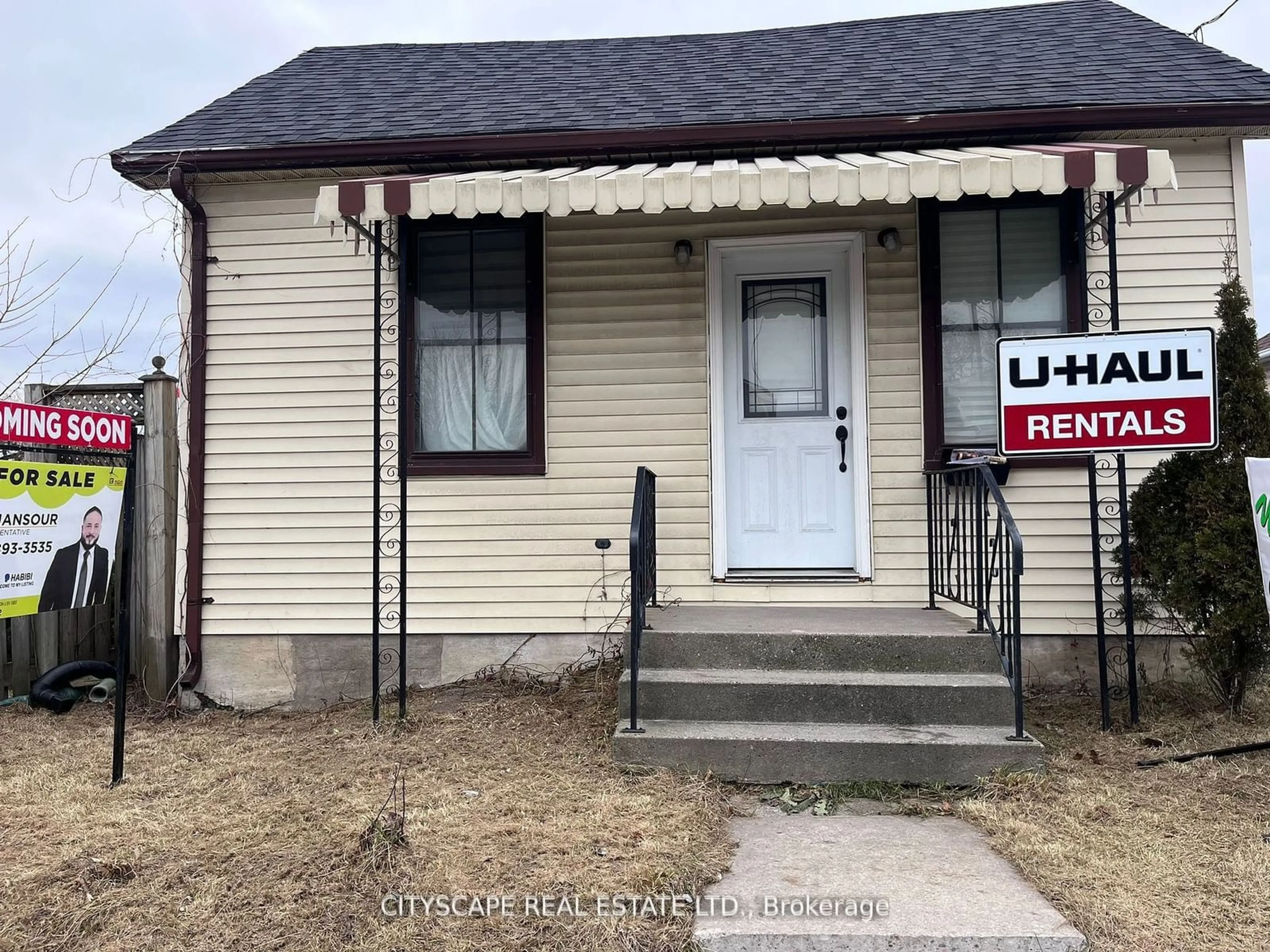 Frontside or backside of a home for 223 Bloor St, Oshawa Ontario L1H 3M3