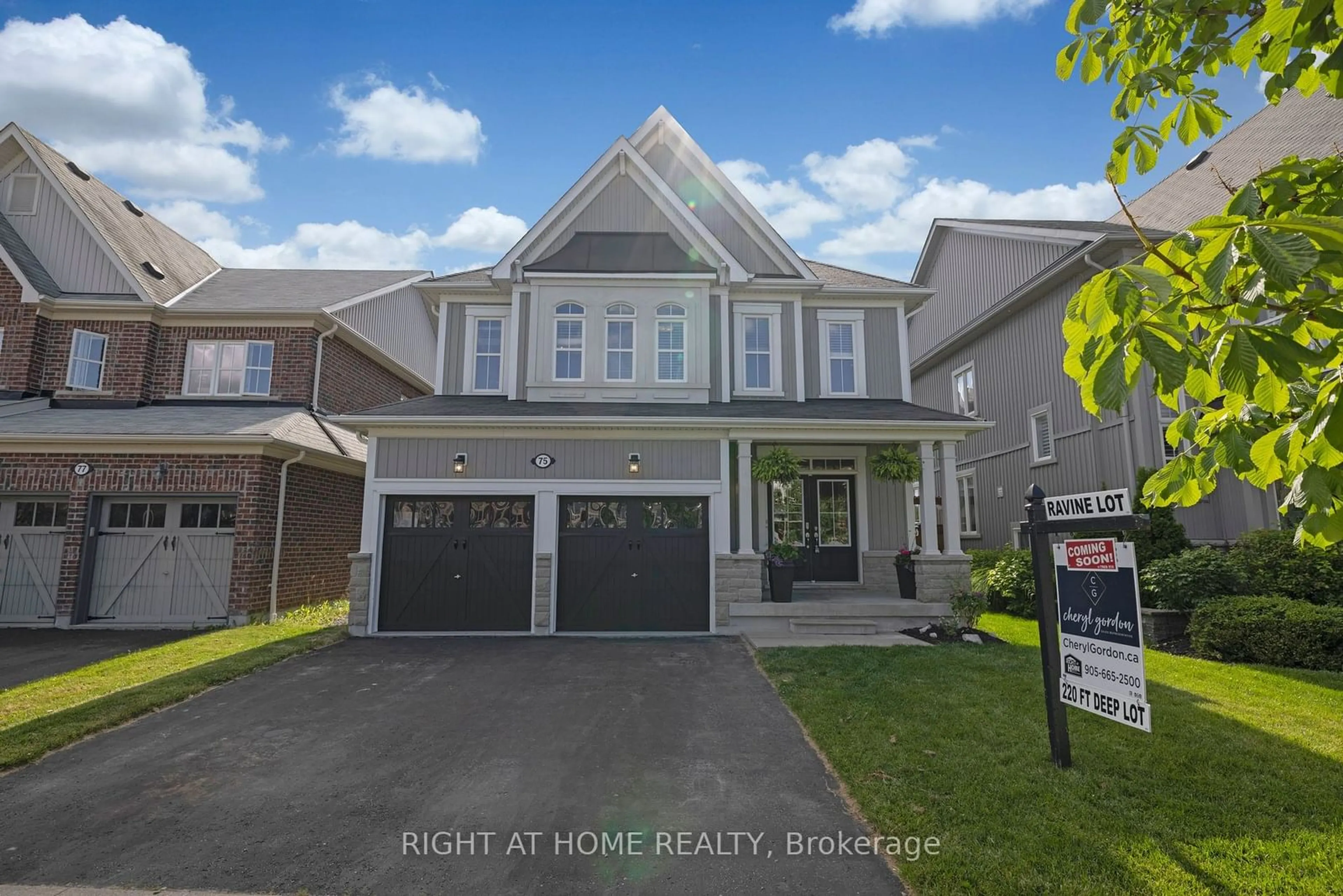 Frontside or backside of a home for 75 Wycombe St, Whitby Ontario L1M 0H2