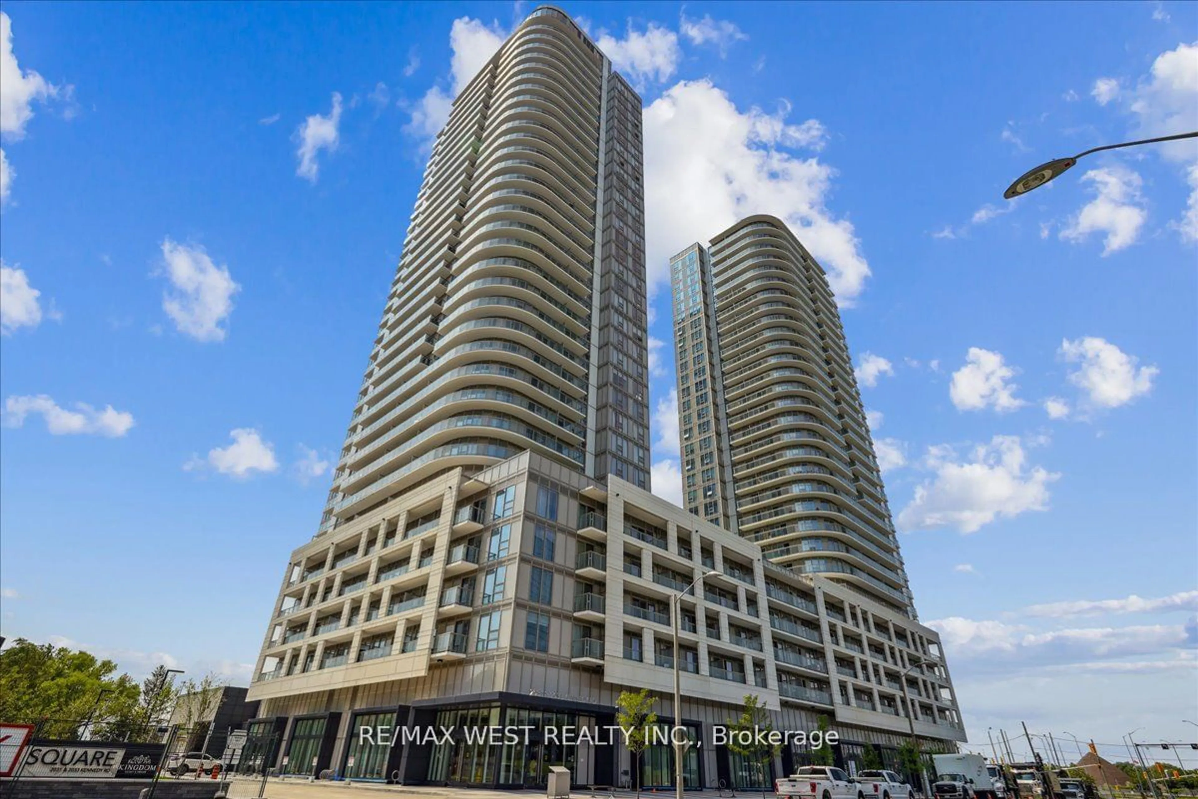 A pic from exterior of the house or condo for 2033 Kennedy Rd #303, Toronto Ontario M1T 0B9