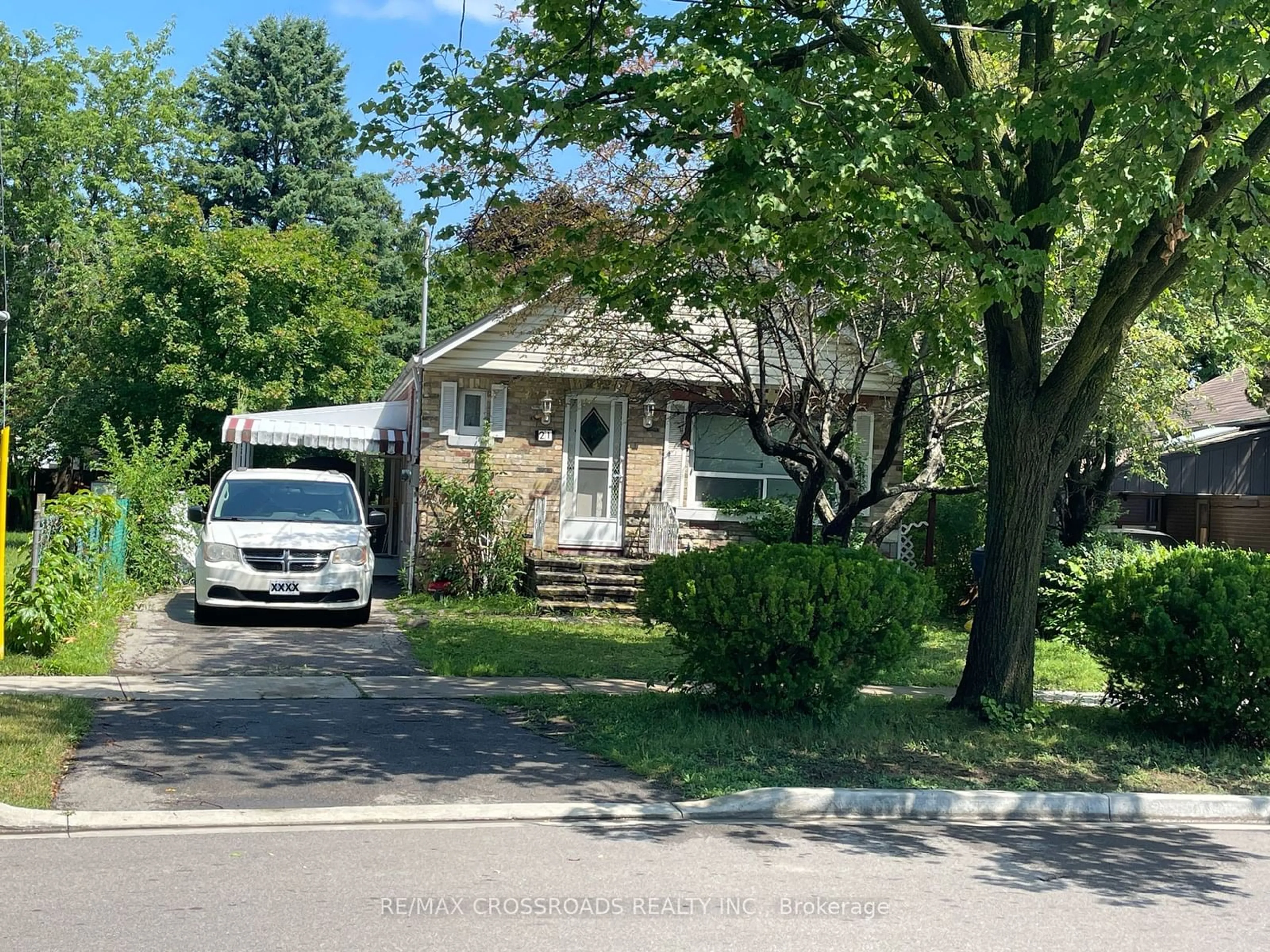 Frontside or backside of a home for 21 Karnwood Dr, Toronto Ontario M1L 2Z4