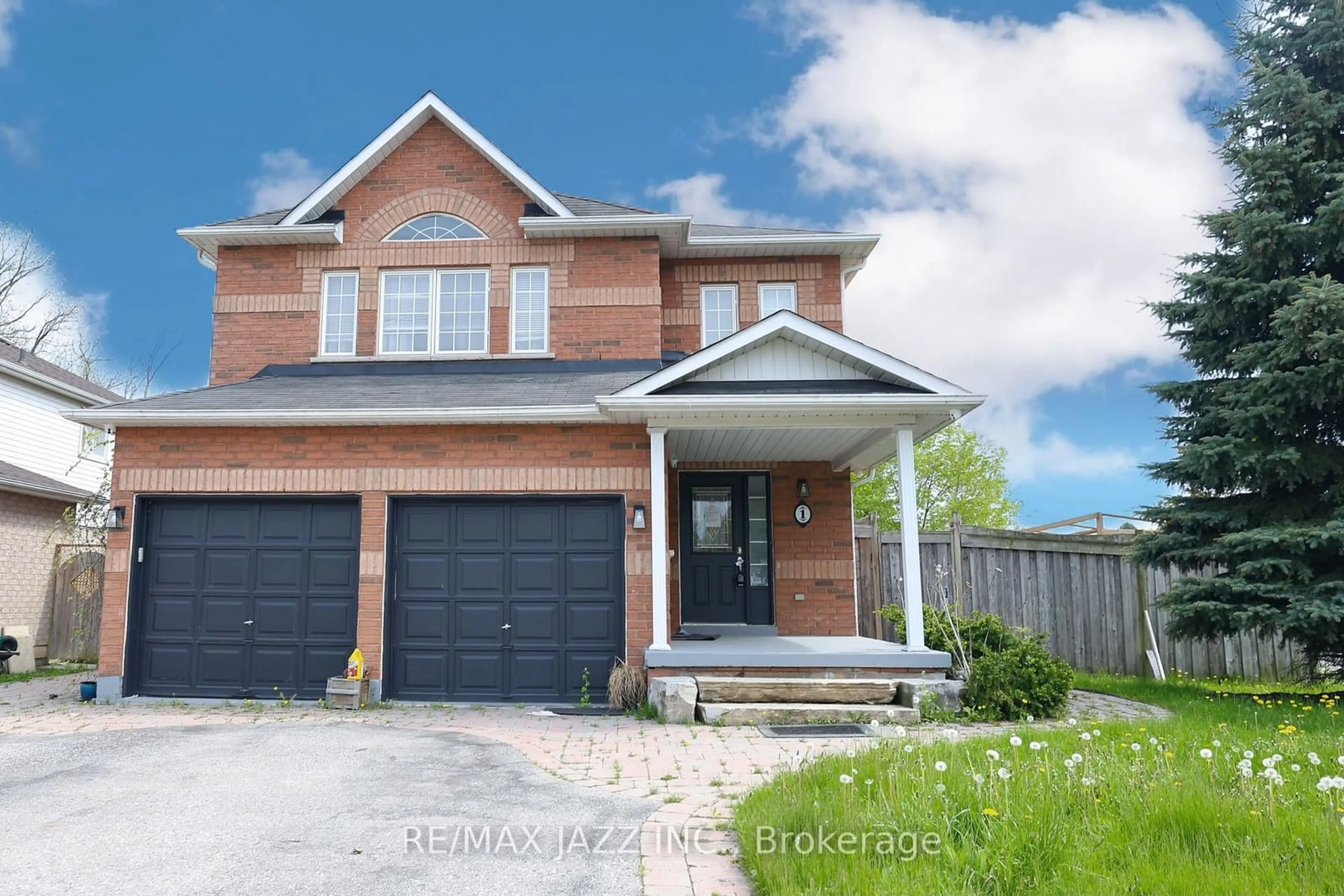 Frontside or backside of a home for 1 Hooper Sq, Clarington Ontario L1C 4X7